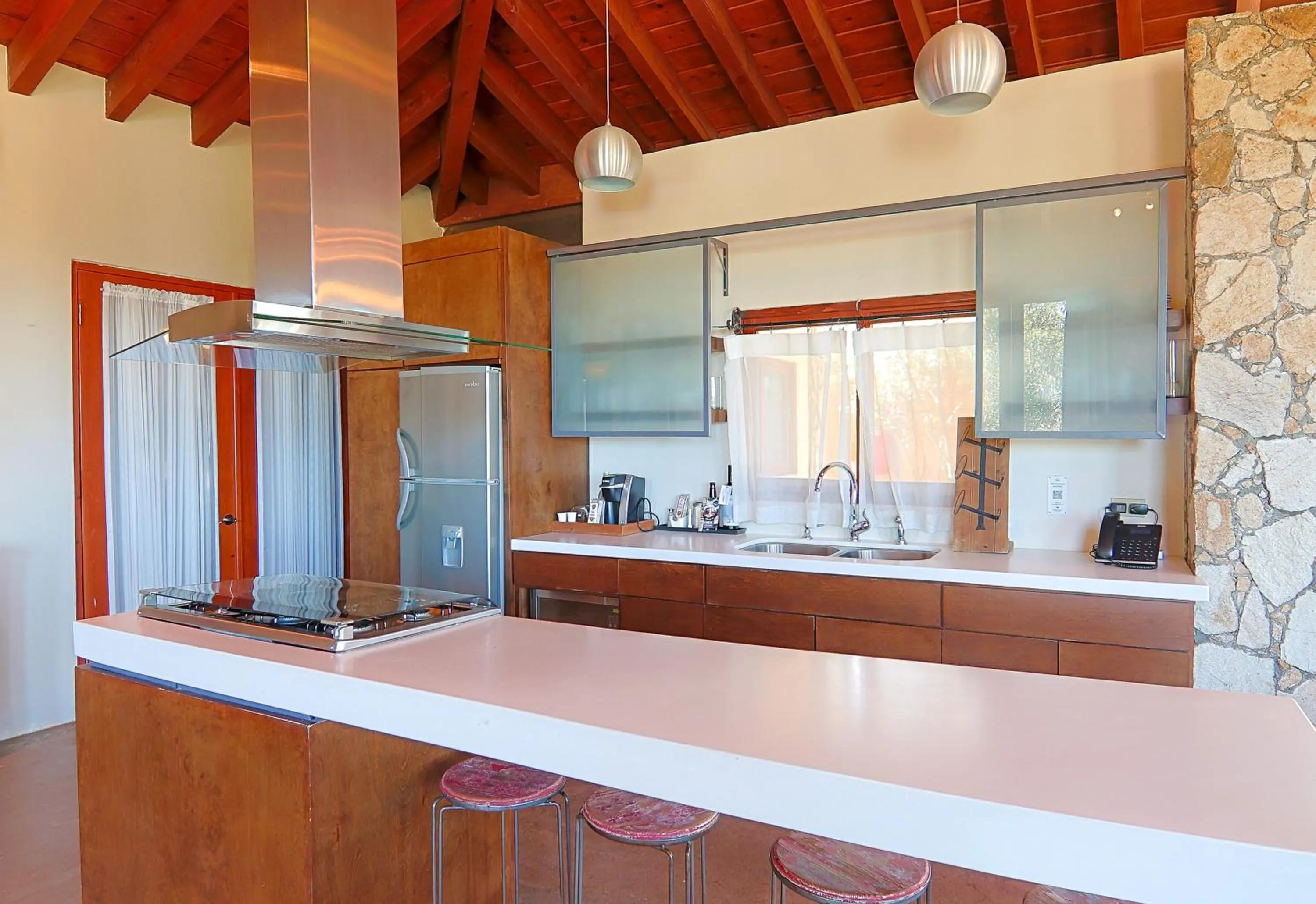 Coffee/tea facilities in Maglen Resort