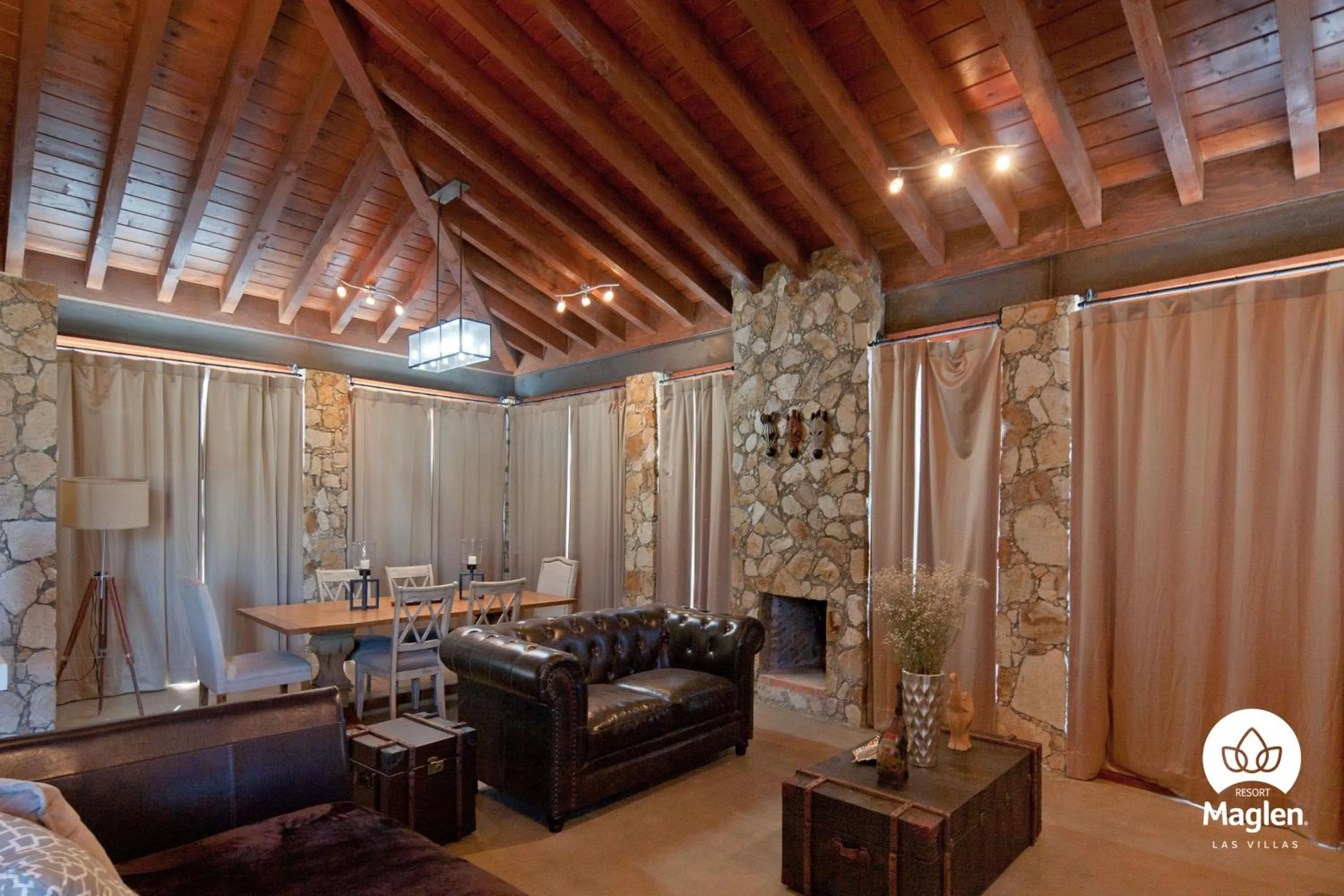 Coffee/tea facilities in Maglen Resort