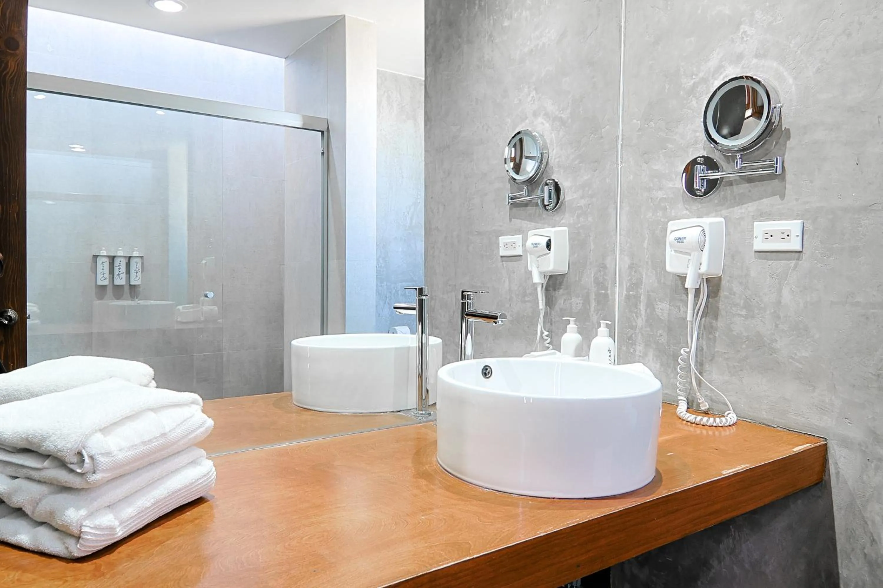 Bathroom in Maglen Resort