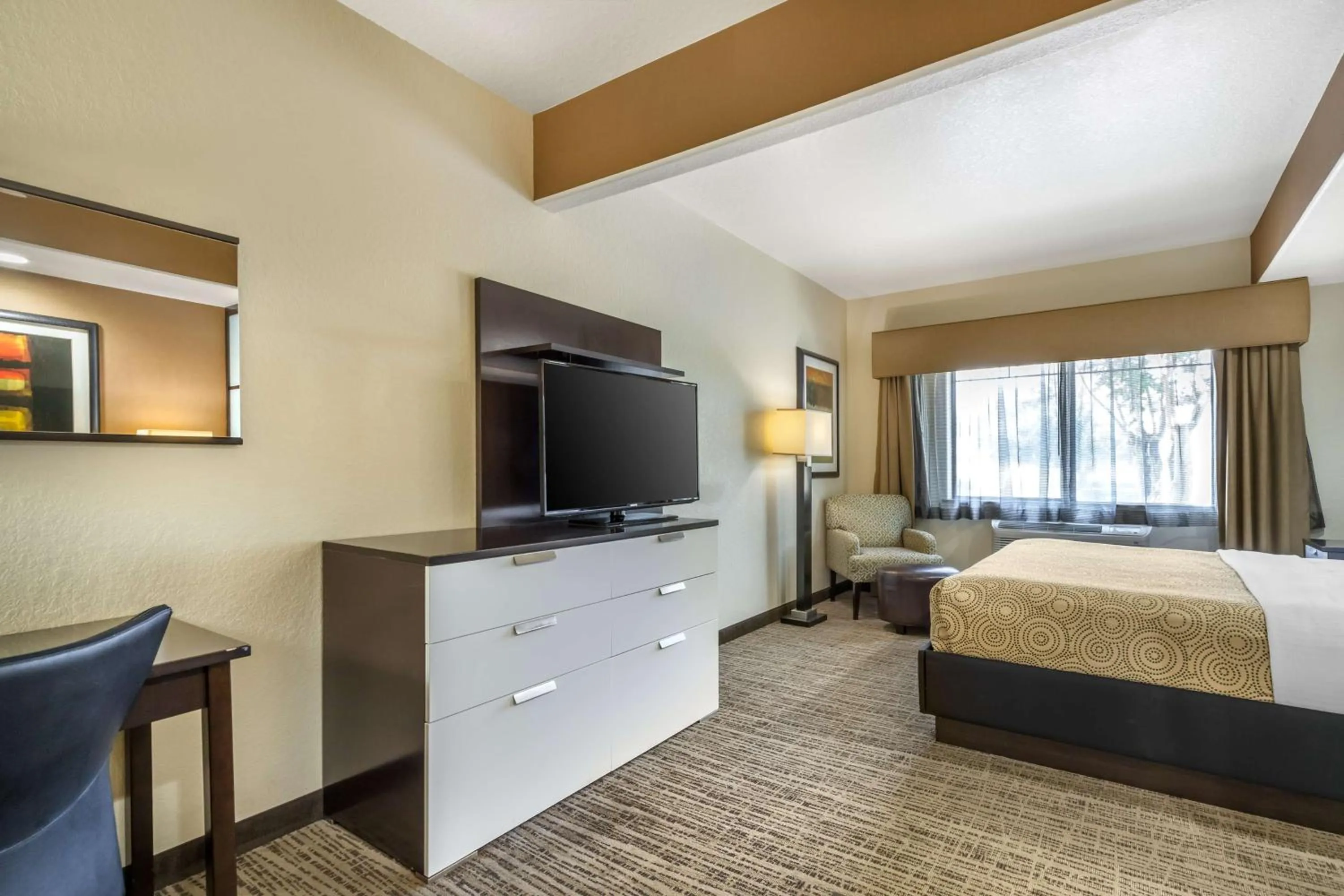 Bedroom, Bed in Best Western Plus Lackland Hotel and Suites.