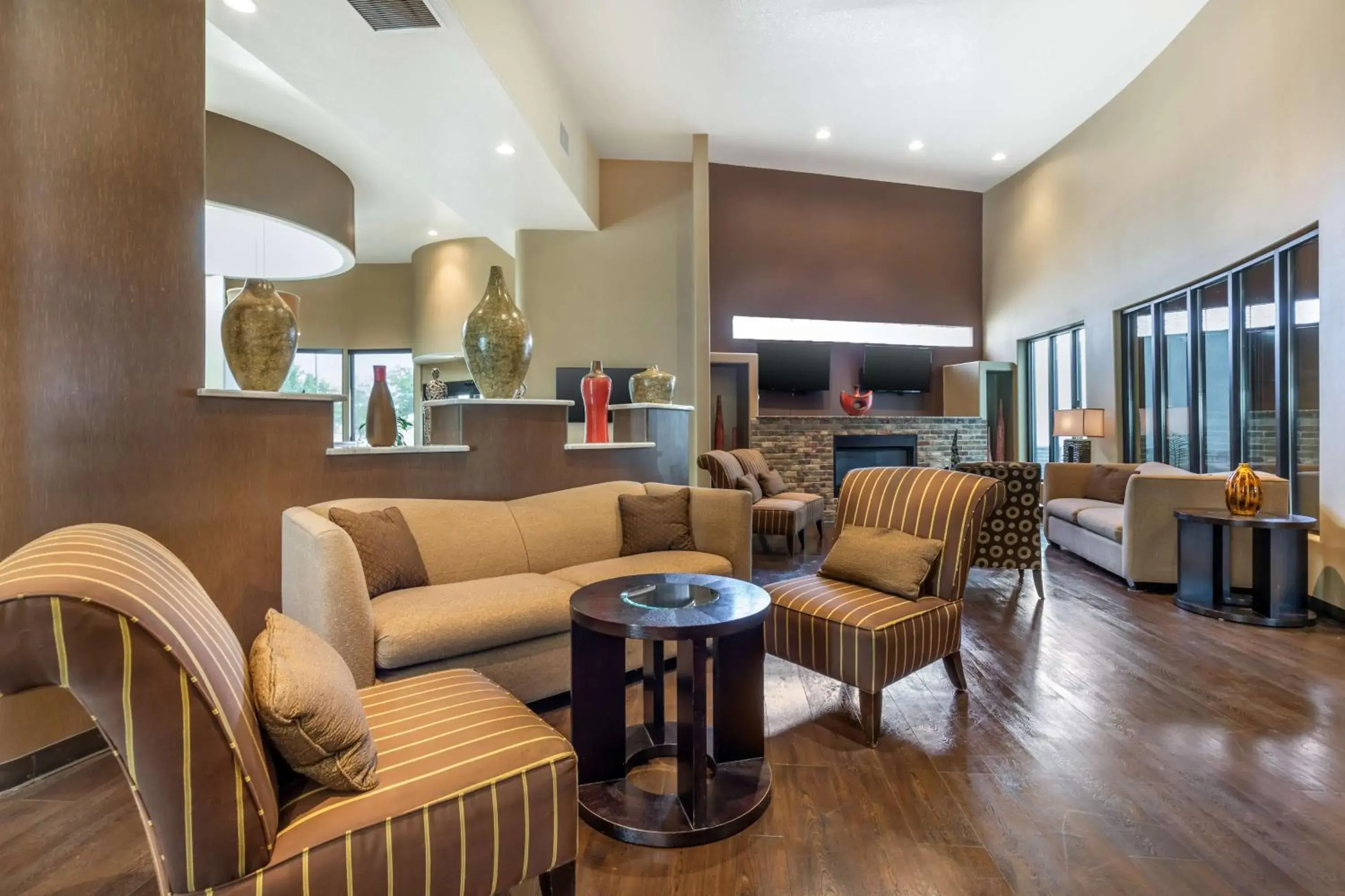 Lobby or reception in Best Western Plus Lackland Hotel and Suites. Lobby or reception in Best Western Plus Lackland Hotel and Suites.