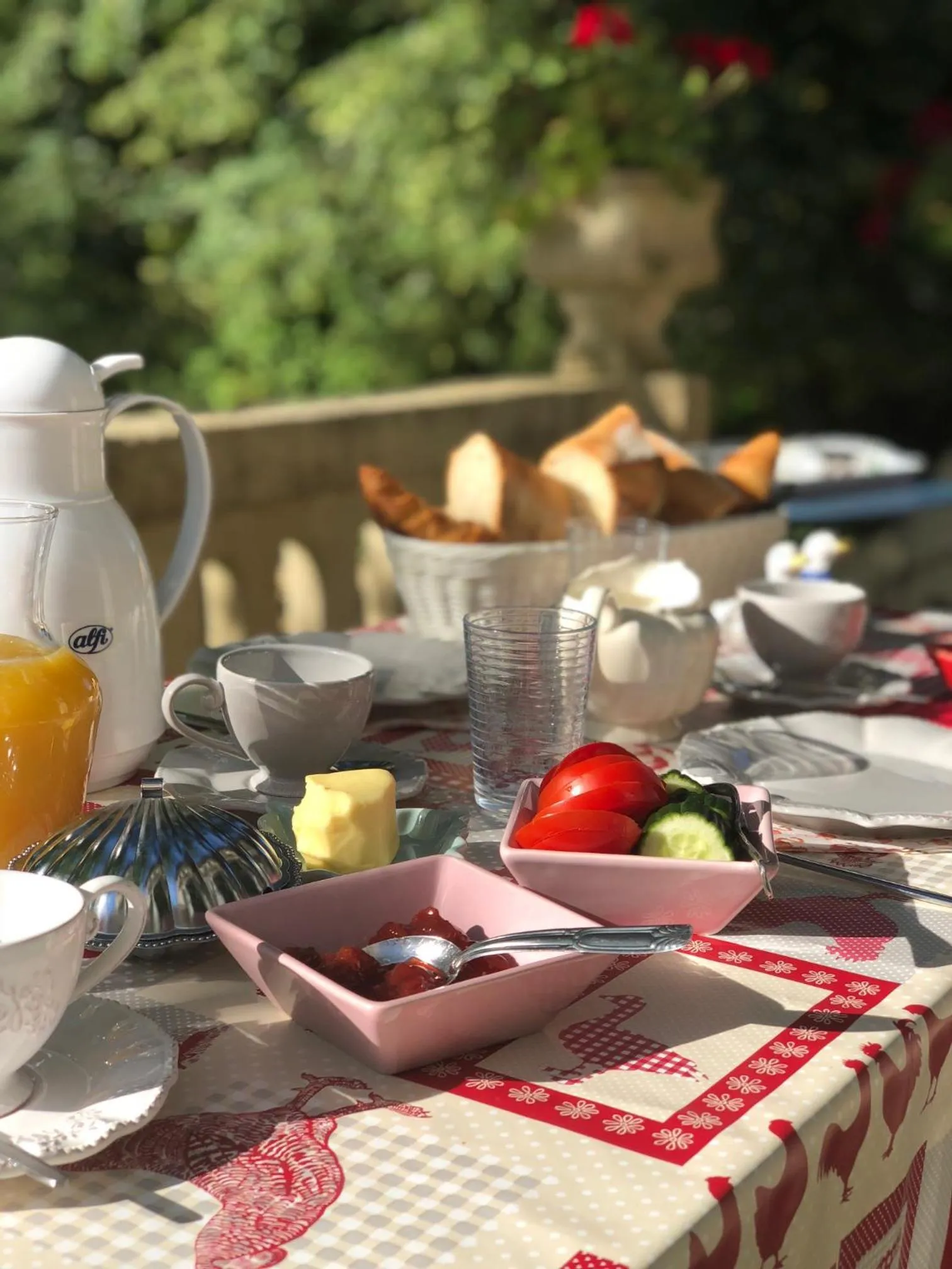 Breakfast in Villa Léovil