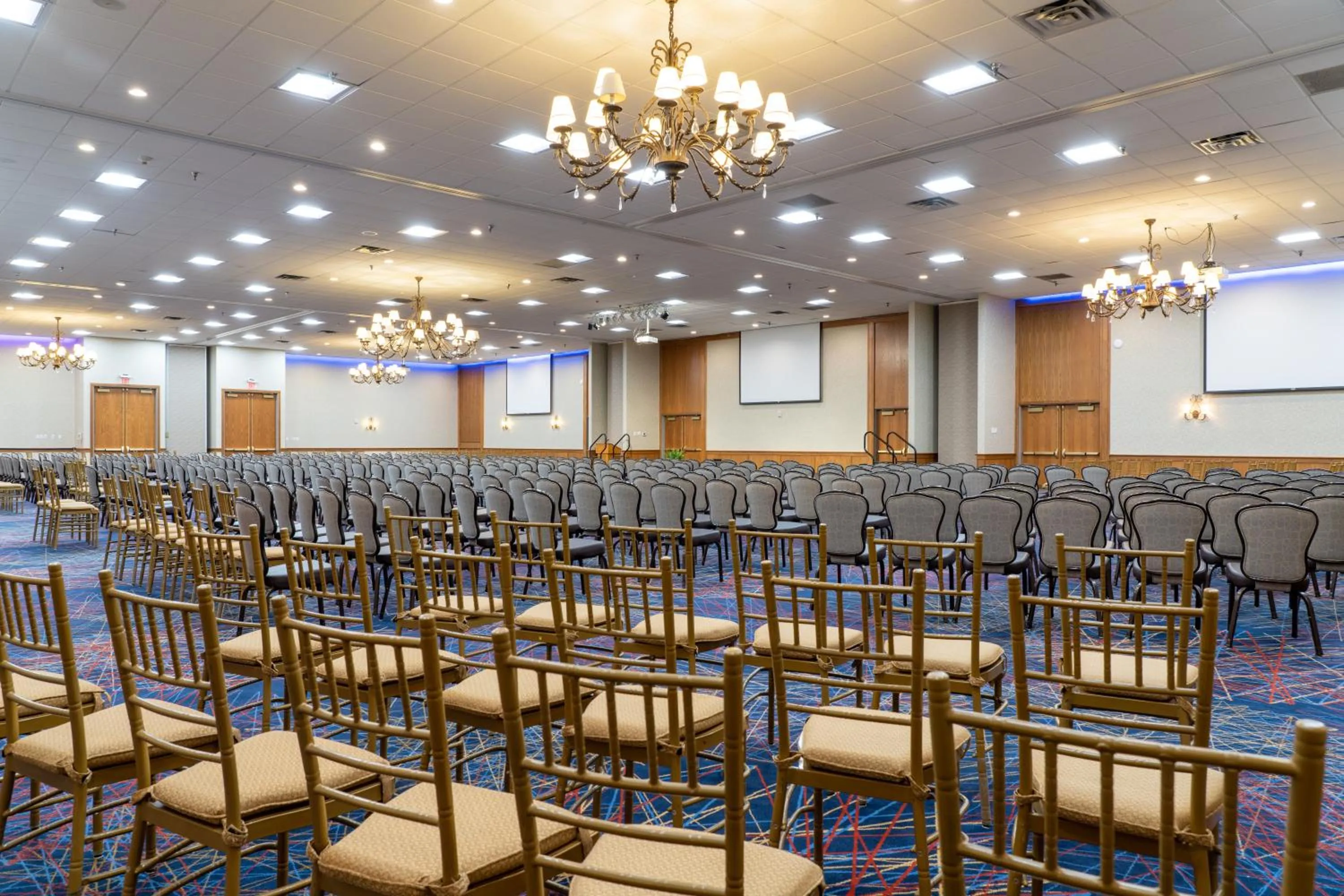 Meeting/conference room in MCM Eleganté Hotel & Conference Center