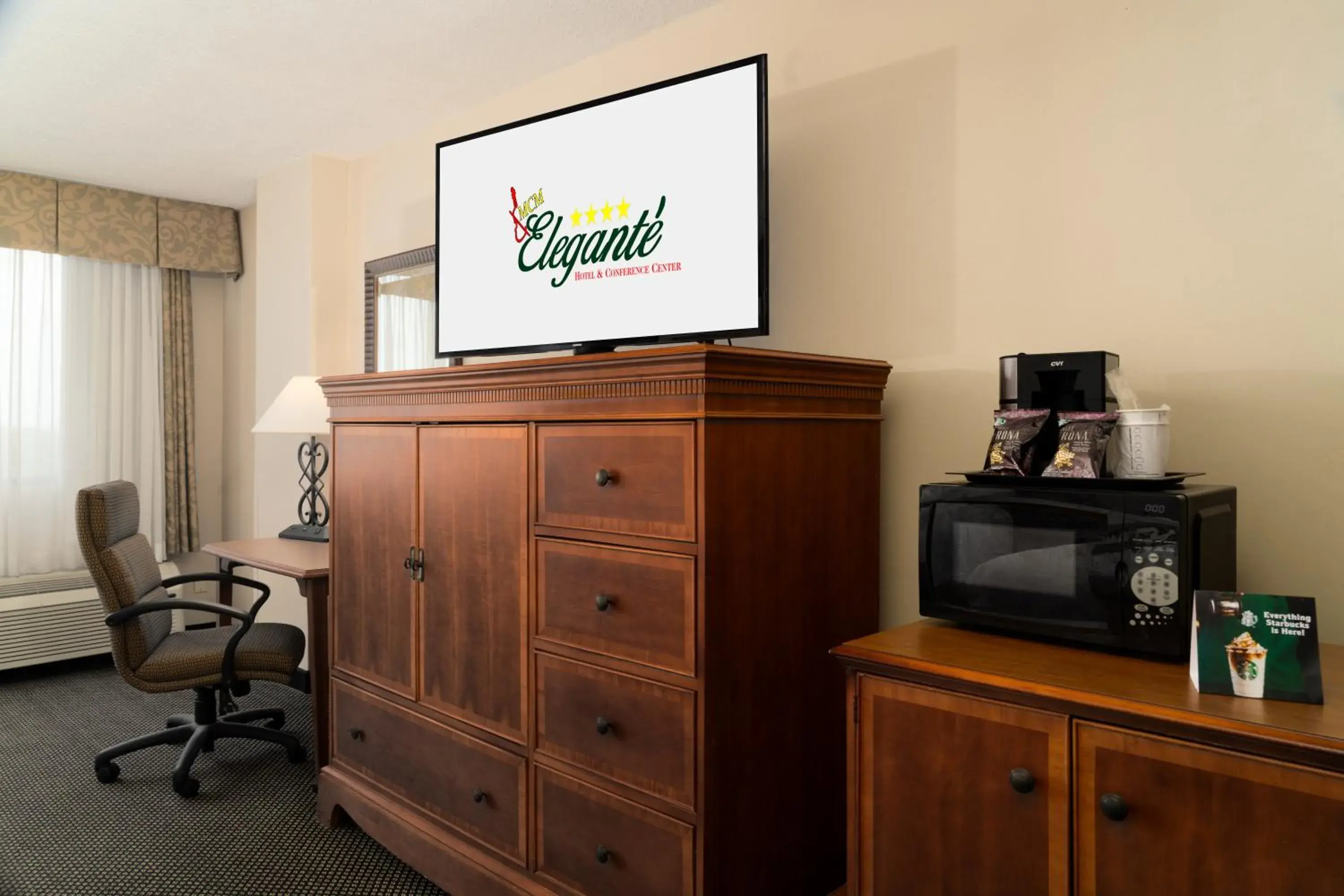 Photo of the whole room in MCM Eleganté Hotel & Conference Center Photo of the whole room in MCM Eleganté Hotel & Conference Center