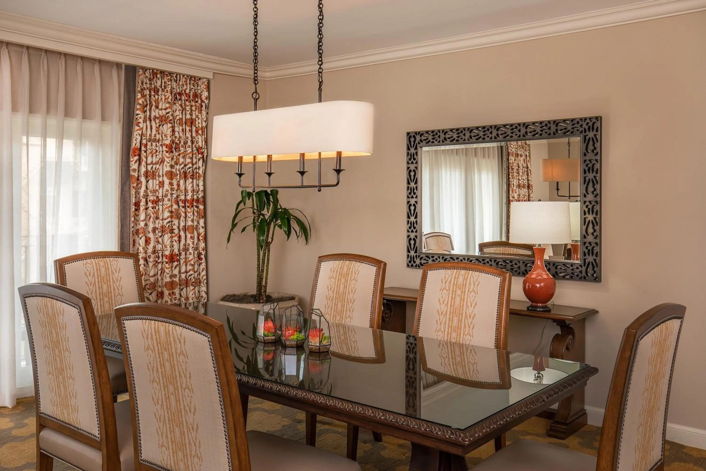 Bedroom in The Westin Riverwalk, San Antonio