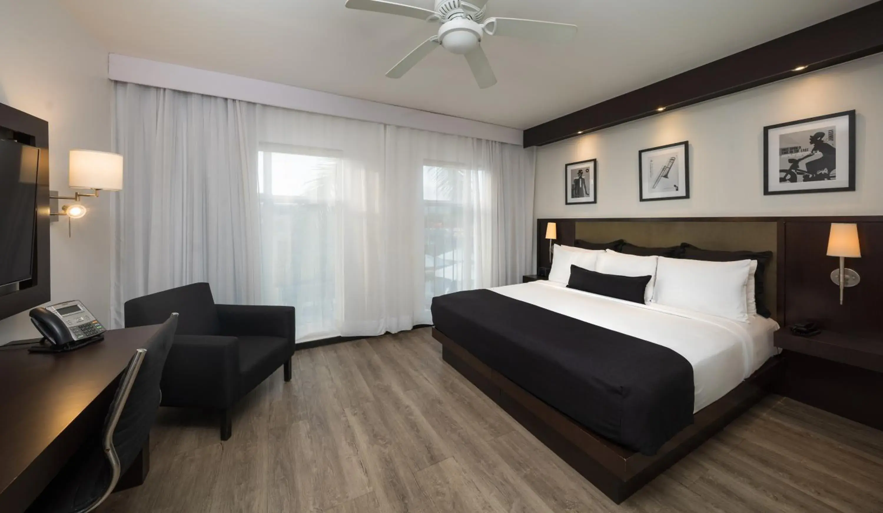 Bed in S Hotel Kingston Bed in S Hotel Kingston