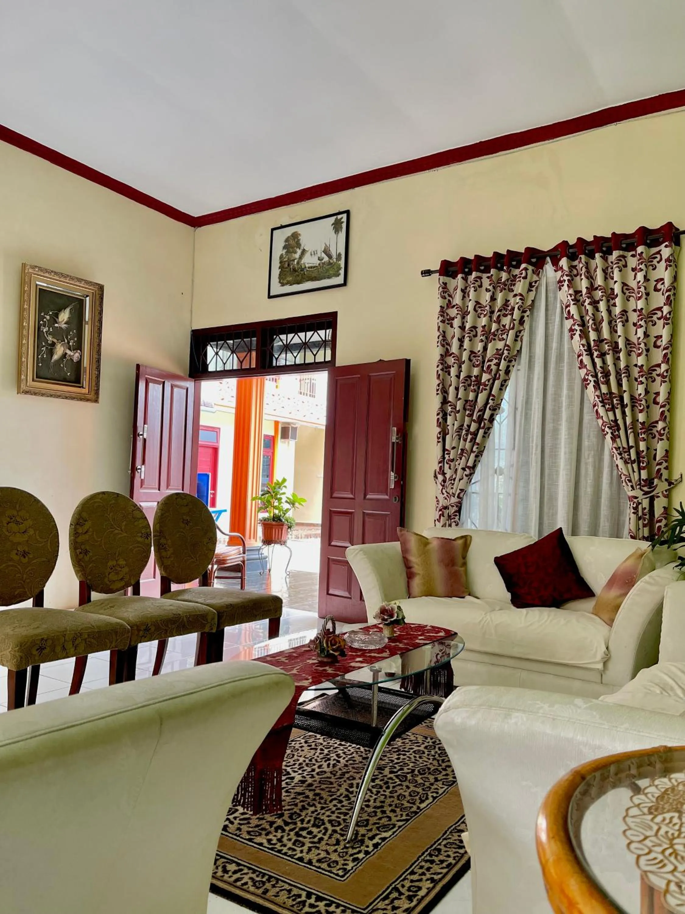 Lobby or reception, Bed in Sapo Karo Rest House