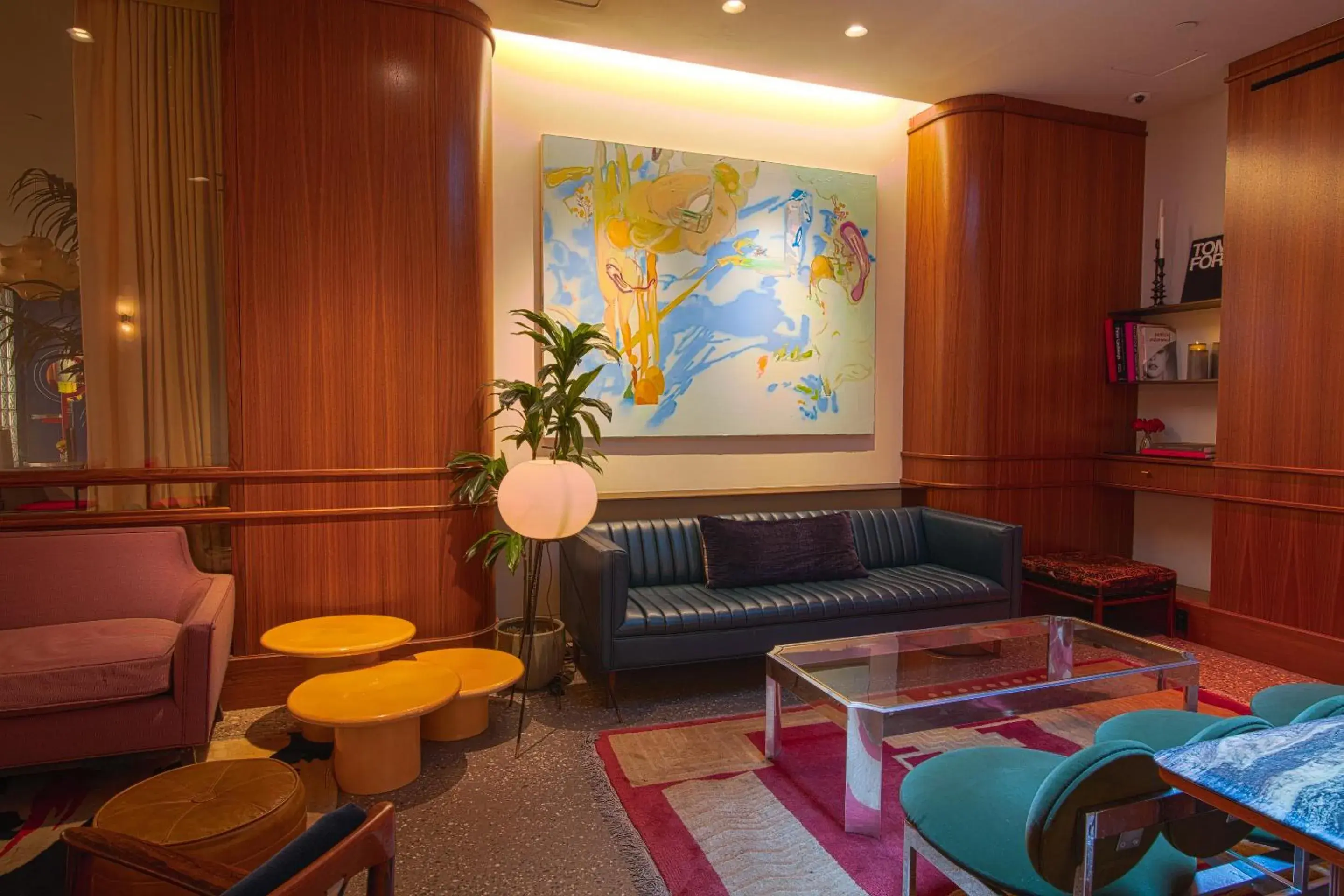 Lounge or bar in The Frederick Hotel Tribeca Lounge or bar in The Frederick Hotel Tribeca