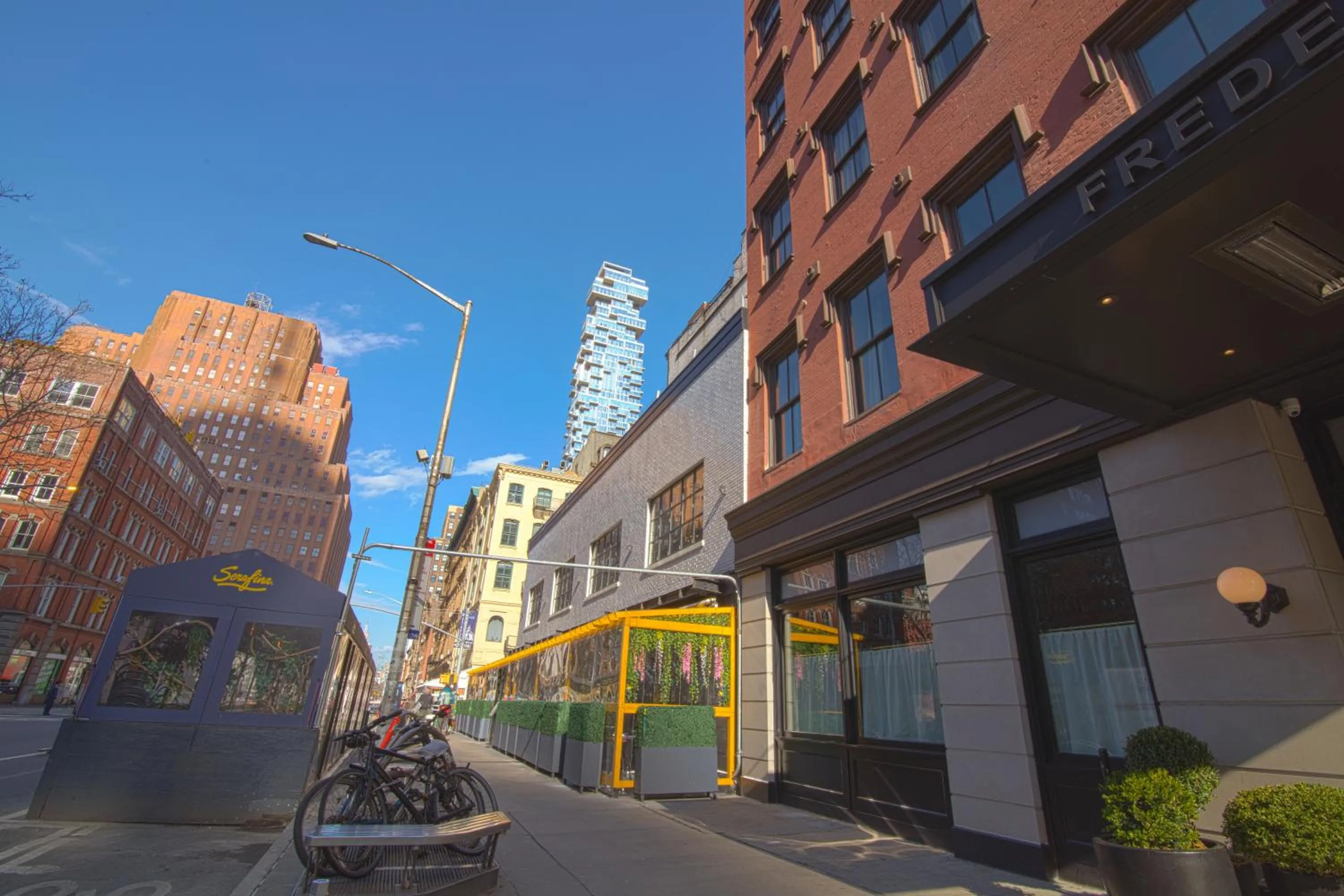 Restaurant/places to eat in The Frederick Hotel Tribeca