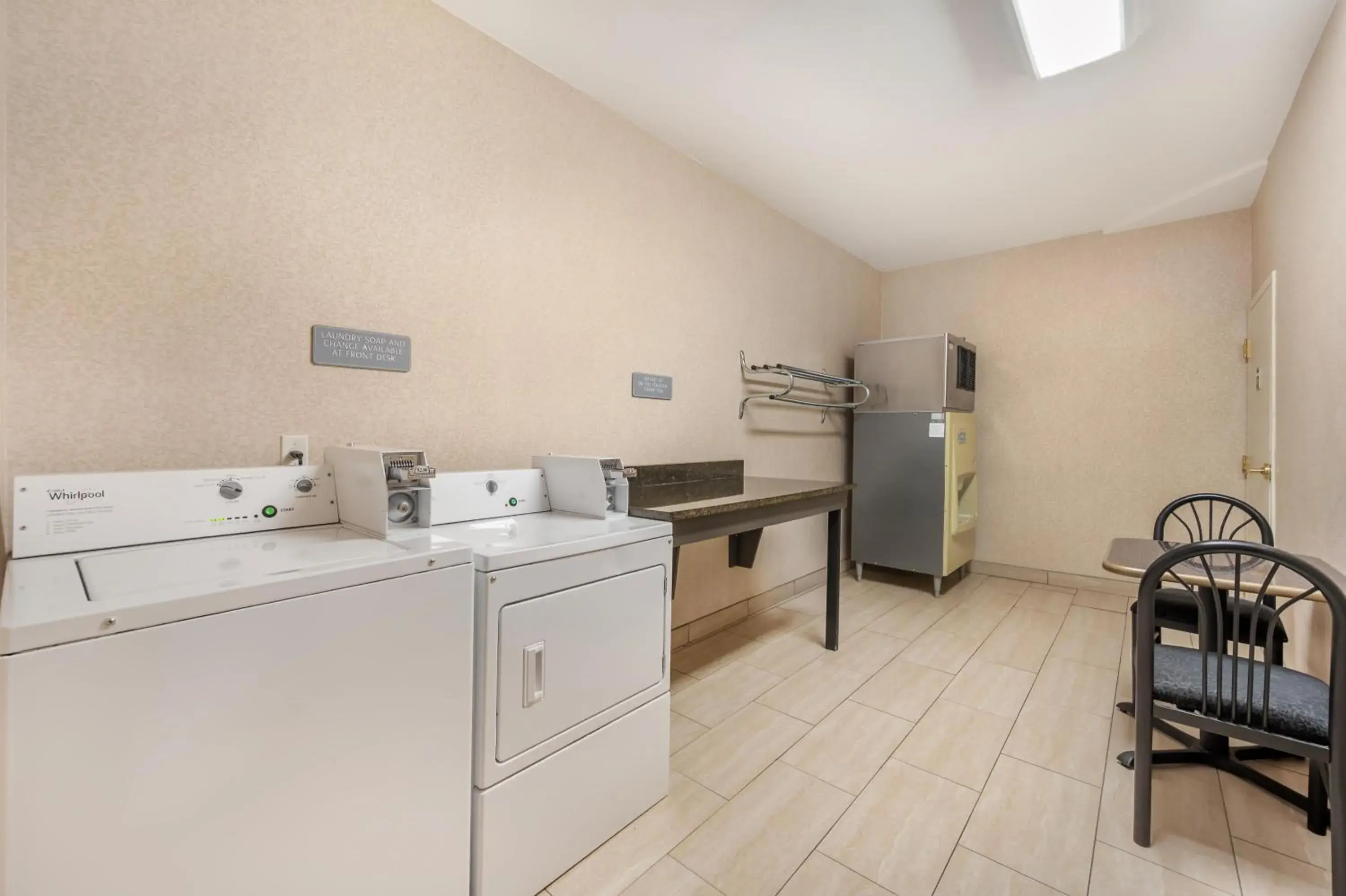 Property building in Best Western Plus Boulder Louisville Property building in Best Western Plus Boulder Louisville