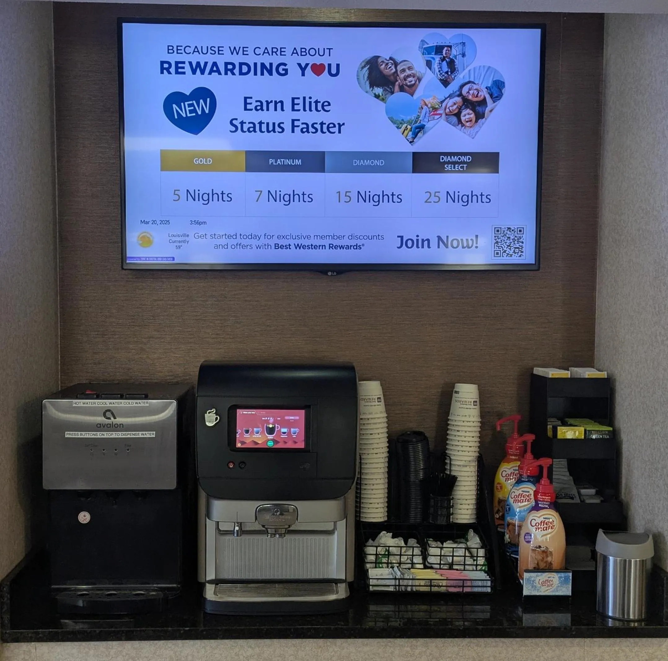 Coffee/tea facilities in Best Western Plus Boulder Louisville
