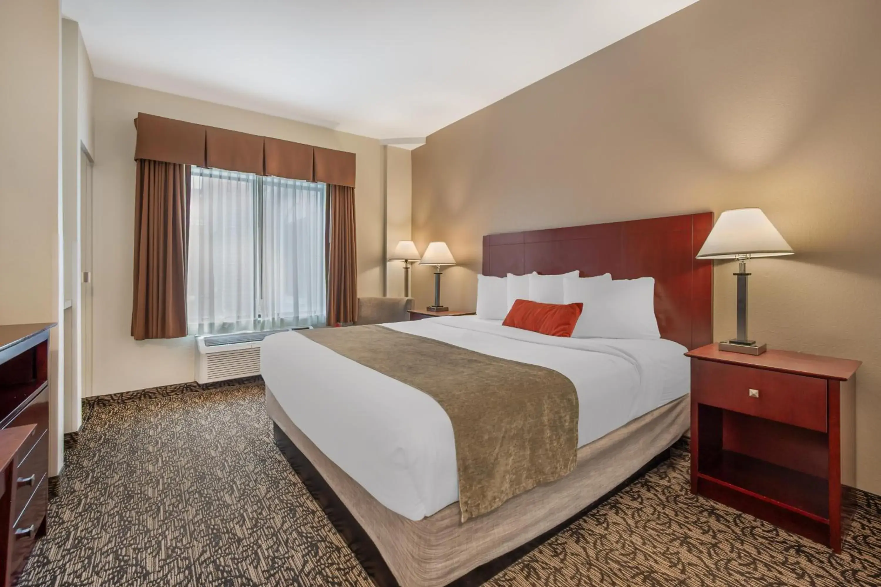 Bedroom, Bed in Best Western Plus Boulder Louisville Bedroom, Bed in Best Western Plus Boulder Louisville