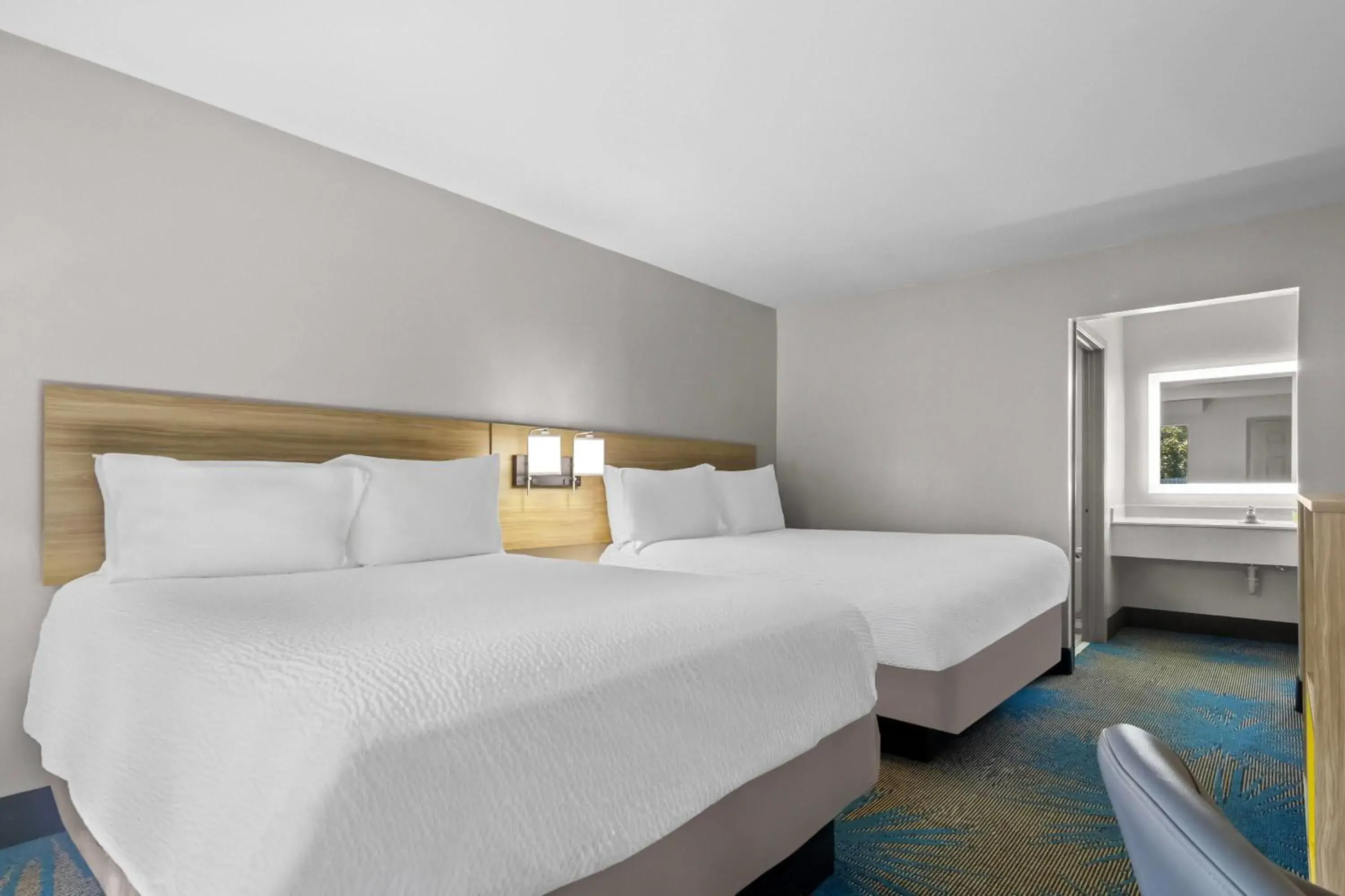 Bed in Days Inn by Wyndham Ocean Springs Bed in Days Inn by Wyndham Ocean Springs