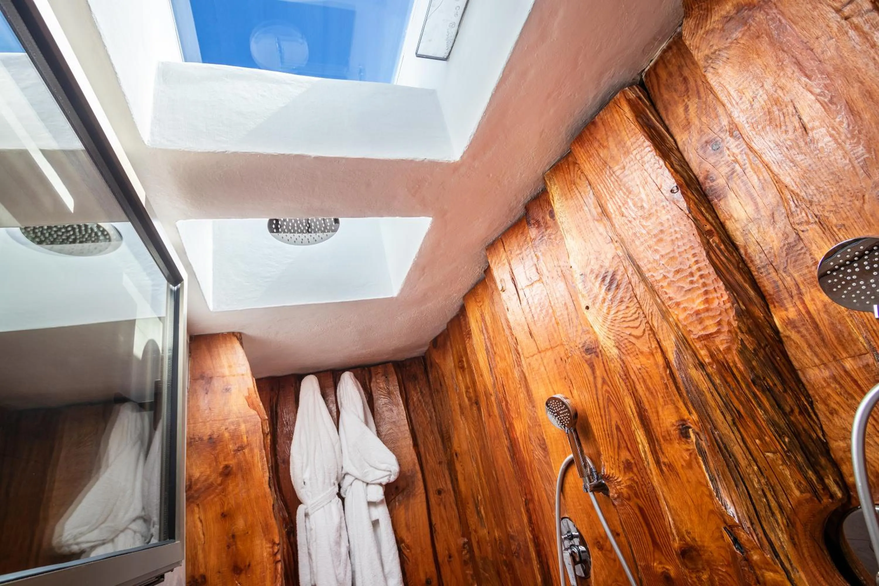 Shower in Hotel Puntagrande