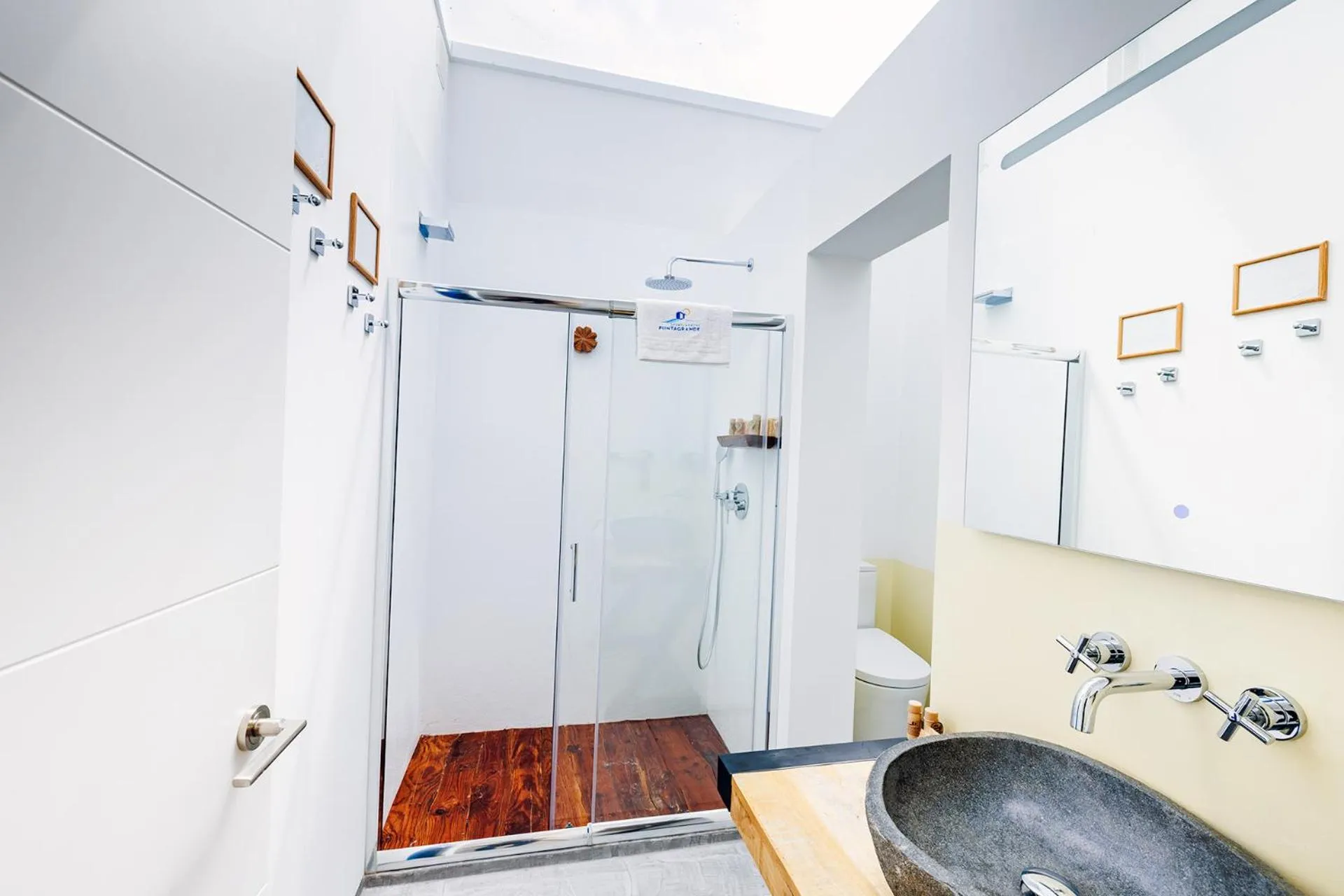 Bathroom in Hotel Puntagrande