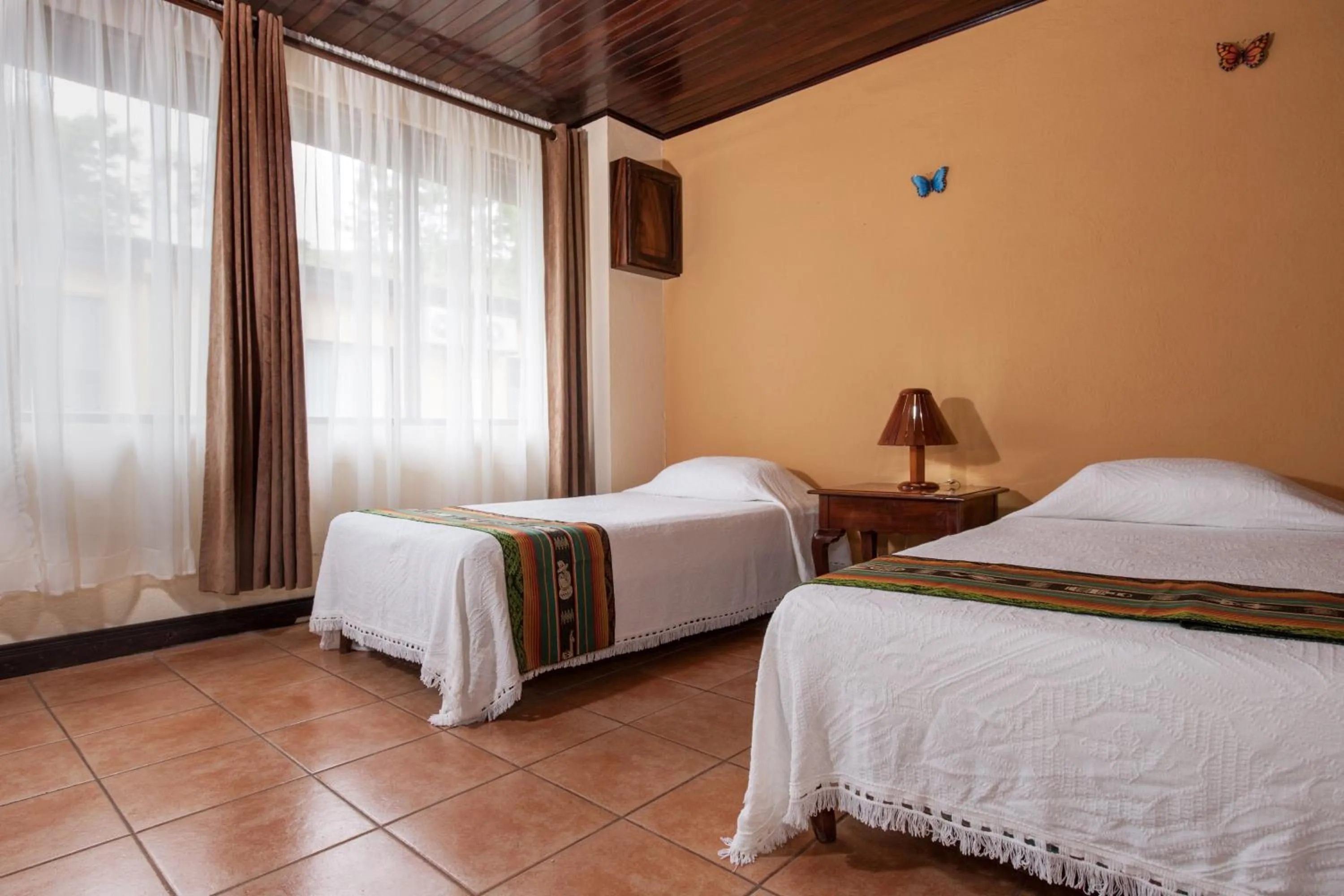 Bedroom, Bed in Hotel Arenal Lodge