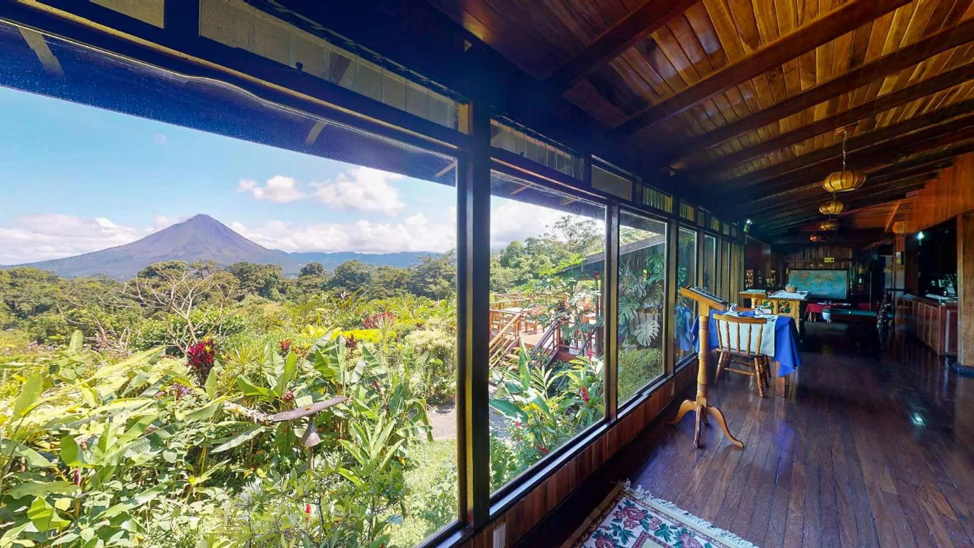 Restaurant/places to eat in Hotel Arenal Lodge