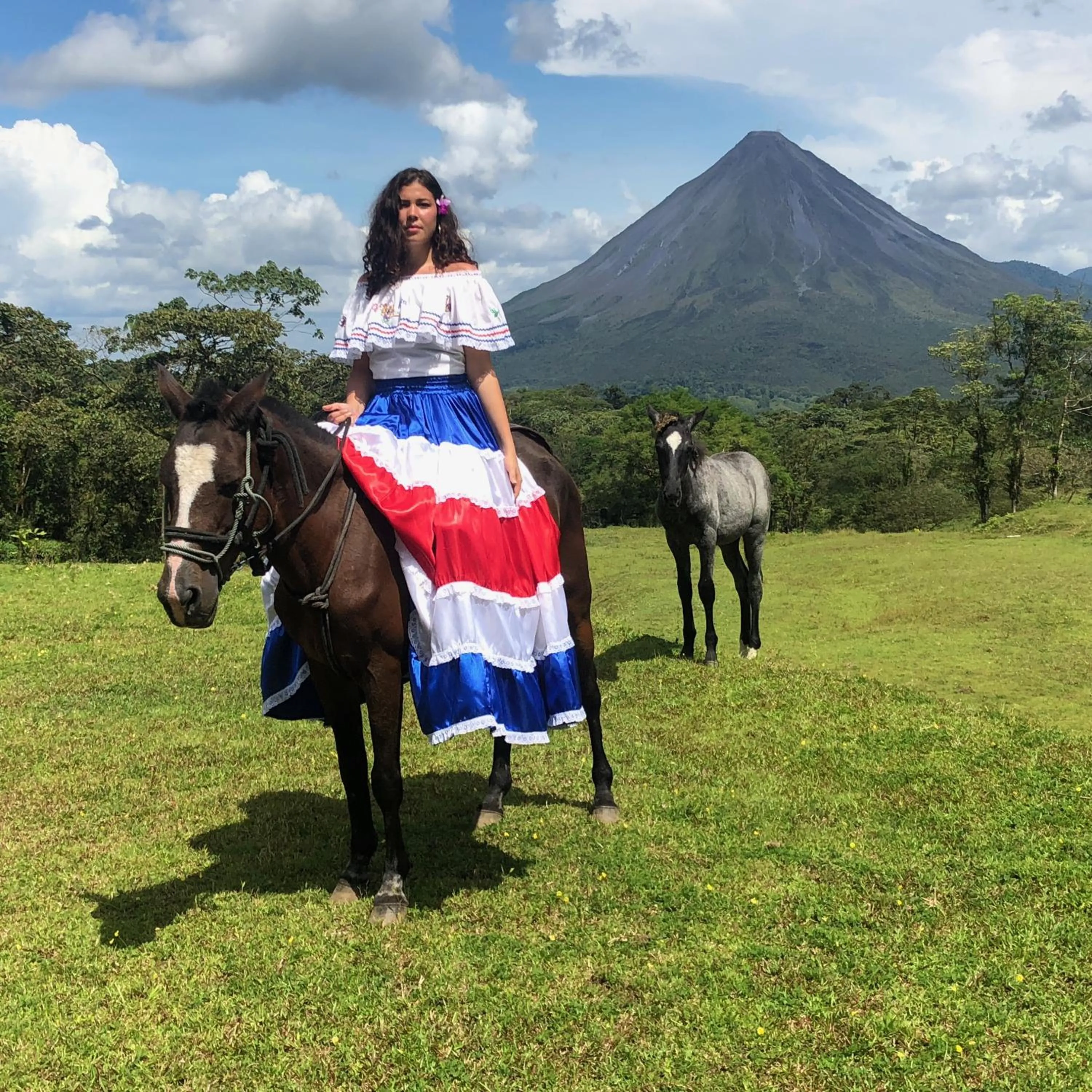 Animals in Hotel Arenal Lodge