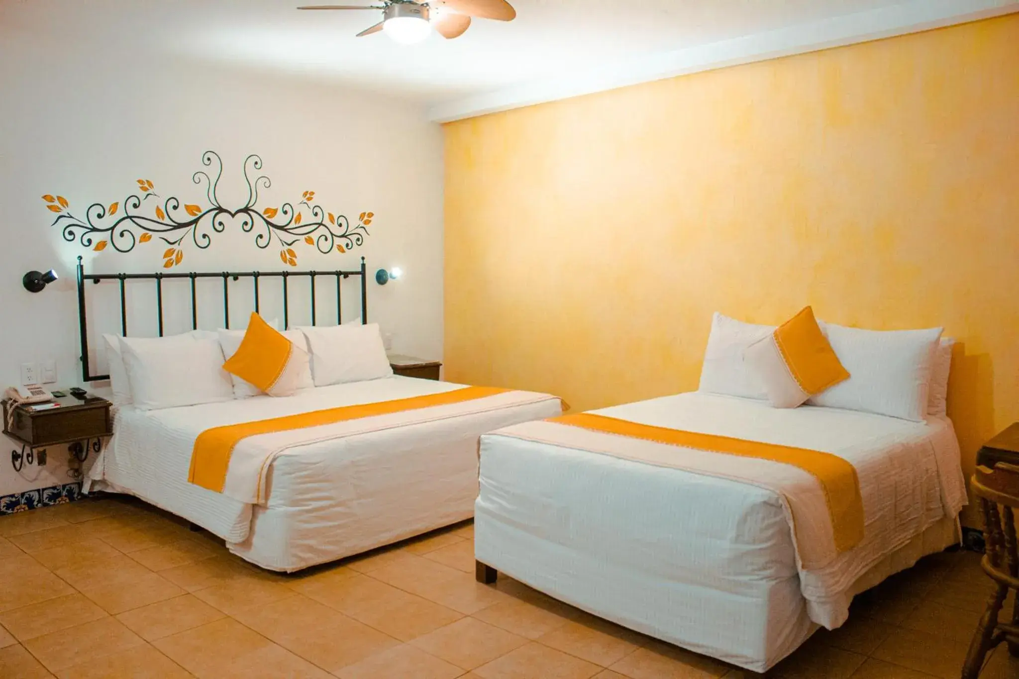 Interior Superior Double Room in Hotel Oaxaca Real Interior Superior Double Room in Hotel Oaxaca Real