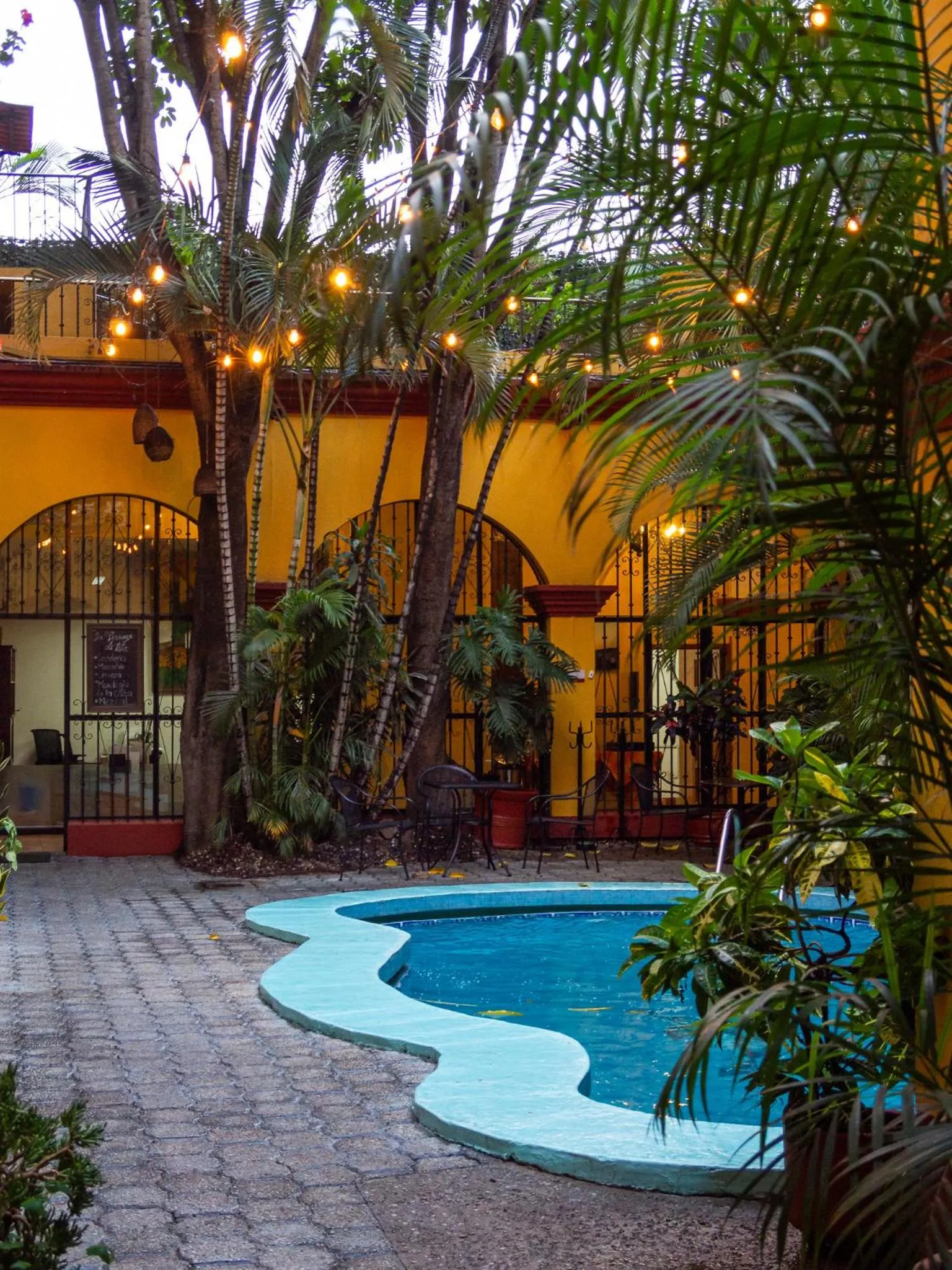 Swimming pool in Hotel Oaxaca Real
