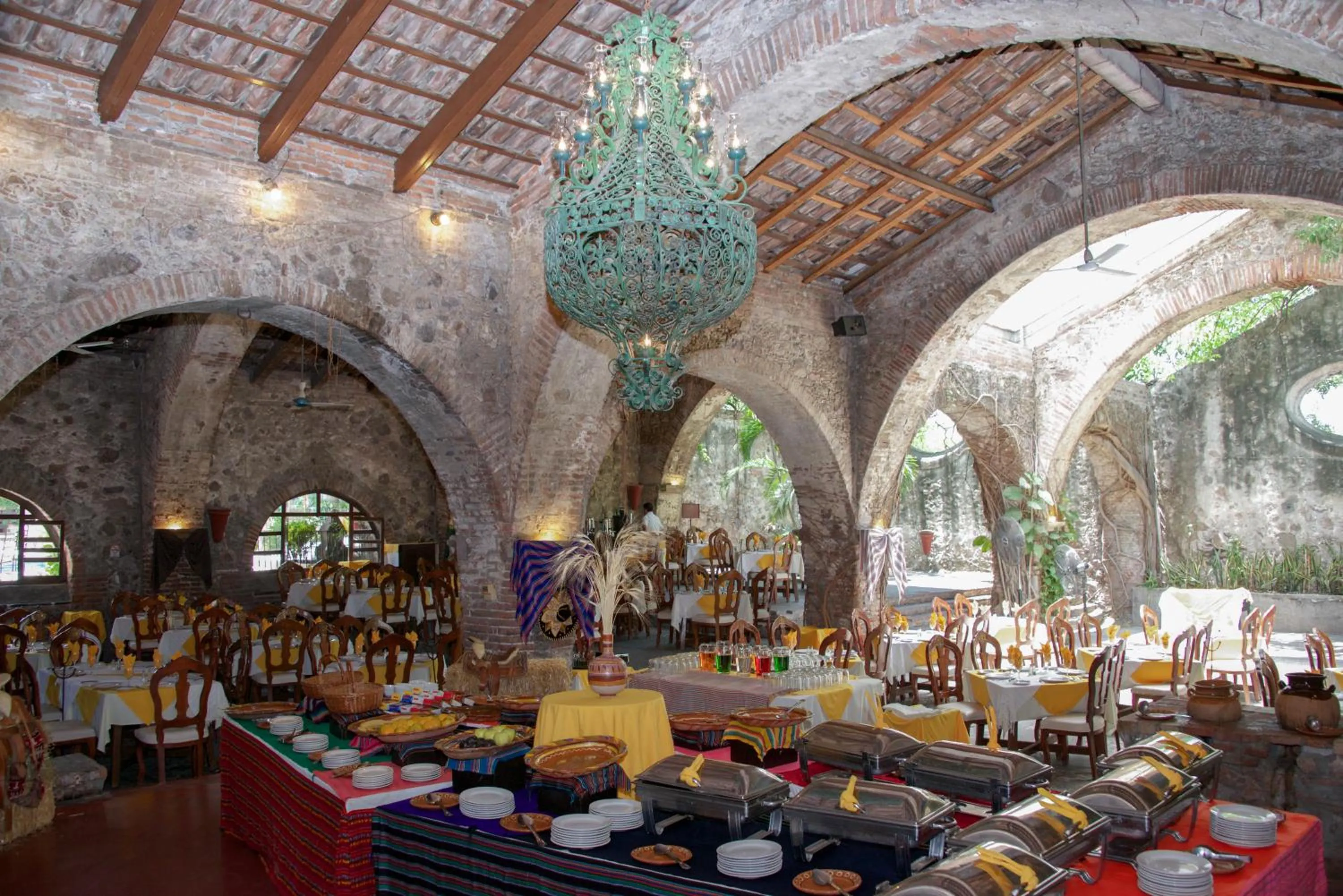 Food and drinks in Hotel Hacienda Vista Hermosa