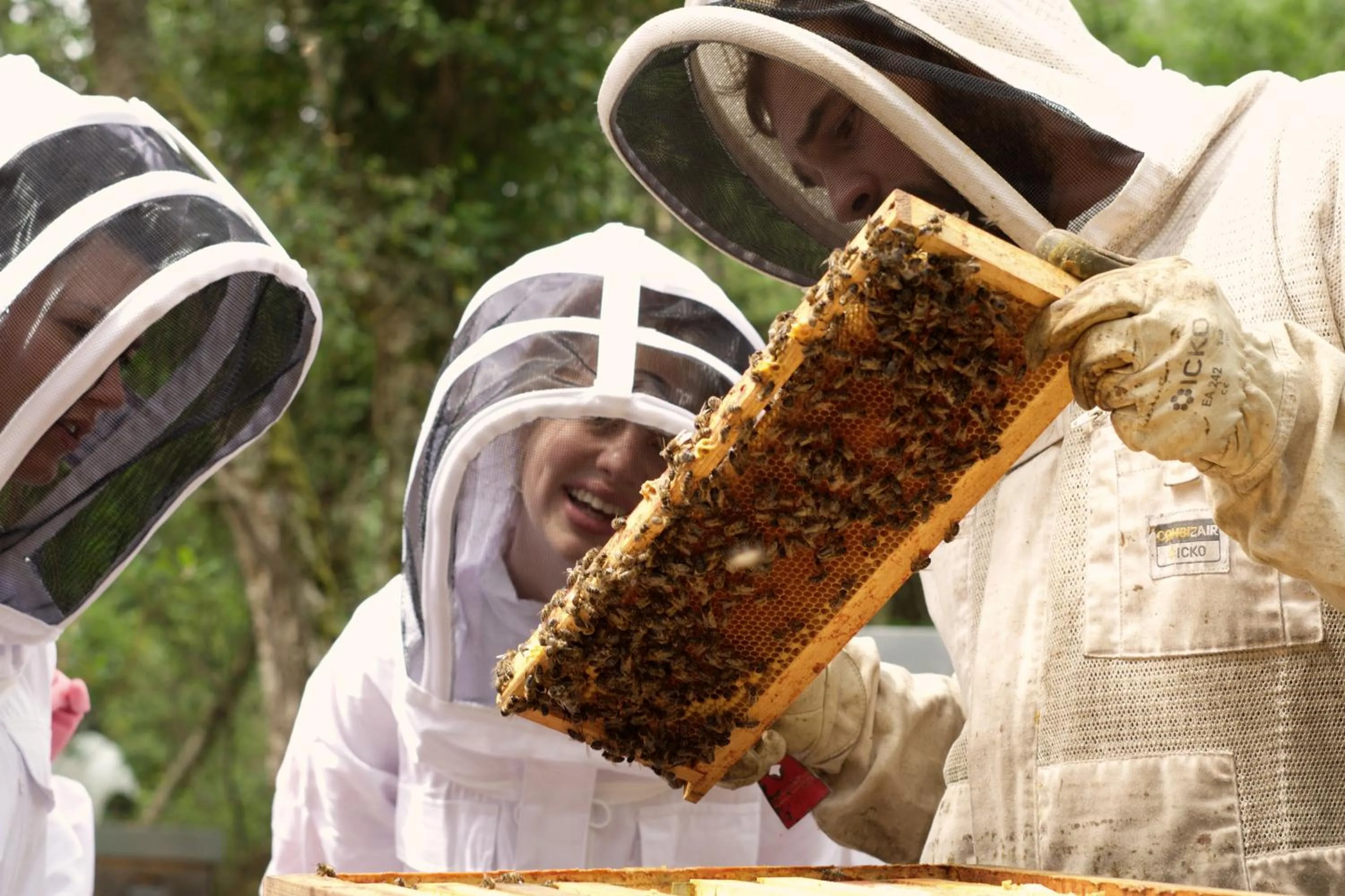 children in Espace Blue Océan