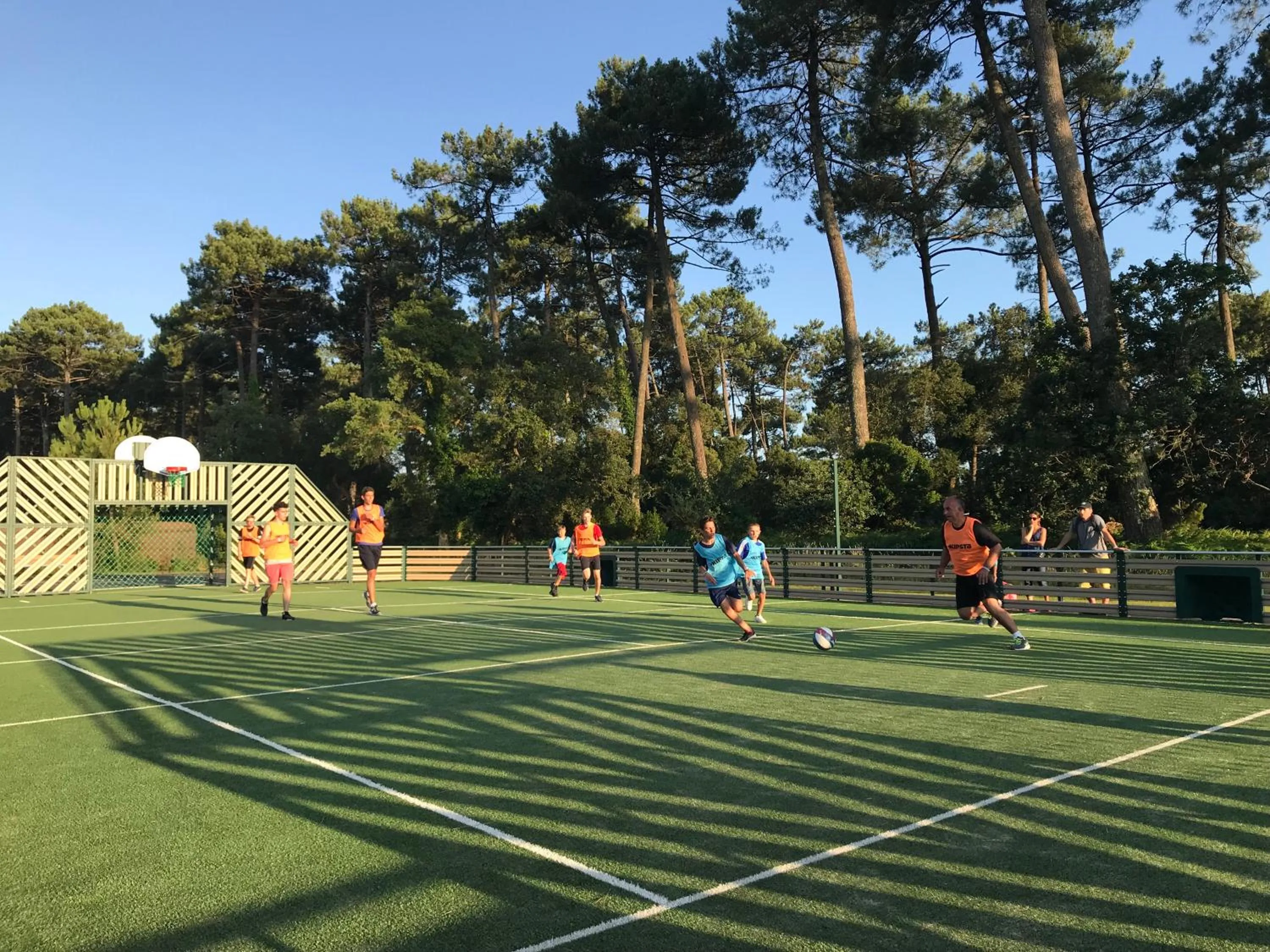 People in Espace Blue Océan