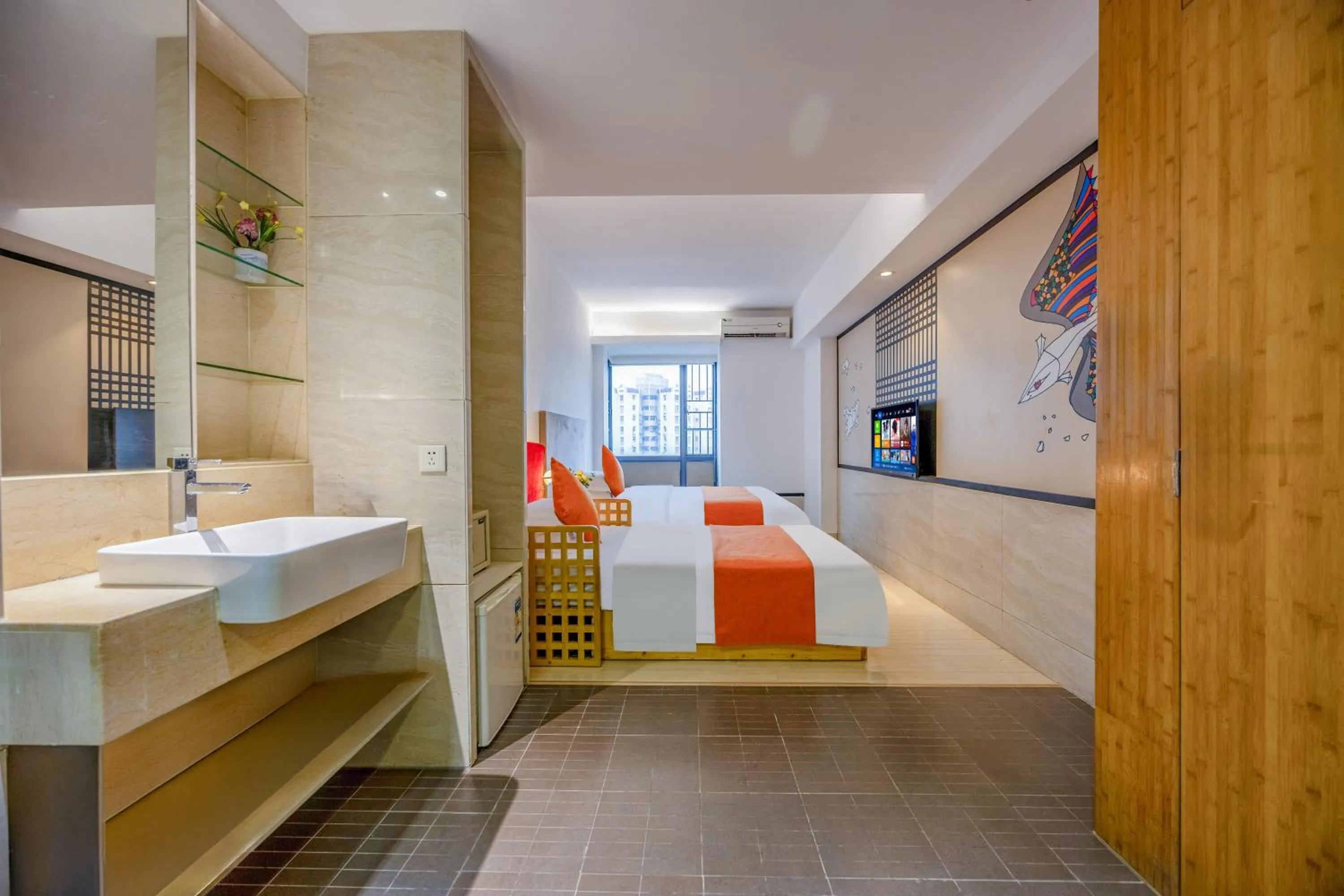 Photo of the whole room, Bed in Guangzhou Timmy Hotel