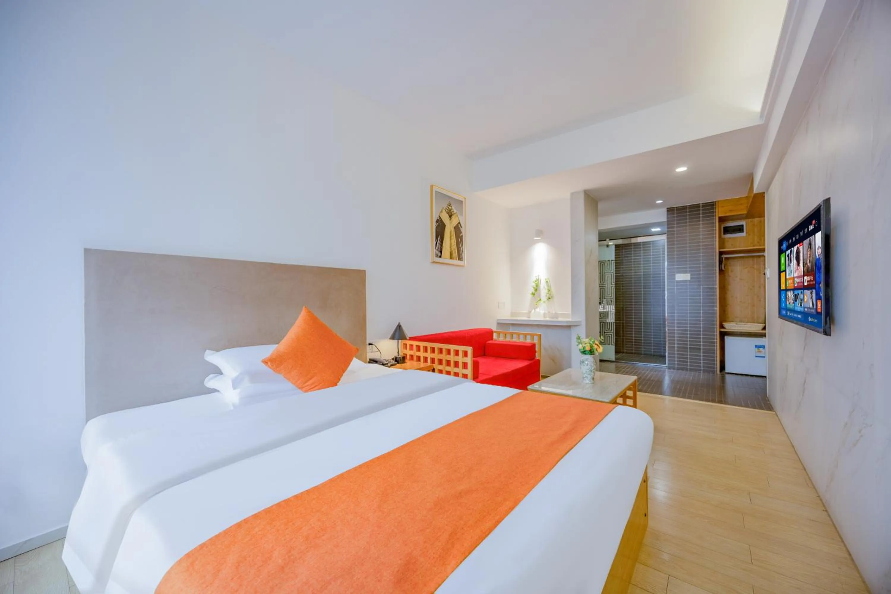 Photo of the whole room, Bed in Guangzhou Timmy Hotel