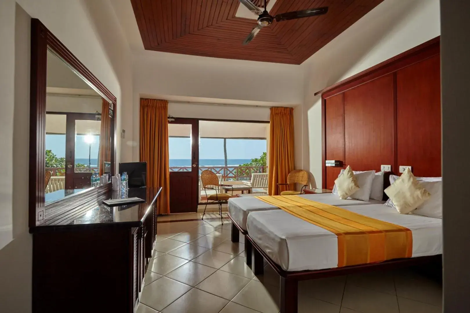 Bedroom, Bed in Coral Sands Hotel Bedroom, Bed in Coral Sands Hotel