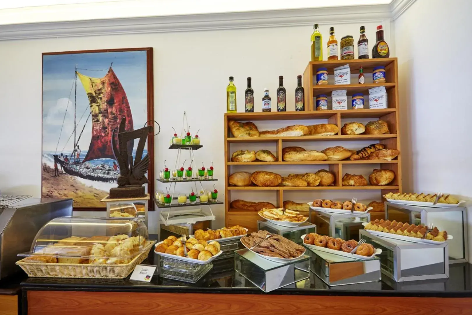 Restaurant/places to eat in Coral Sands Hotel Restaurant/places to eat in Coral Sands Hotel