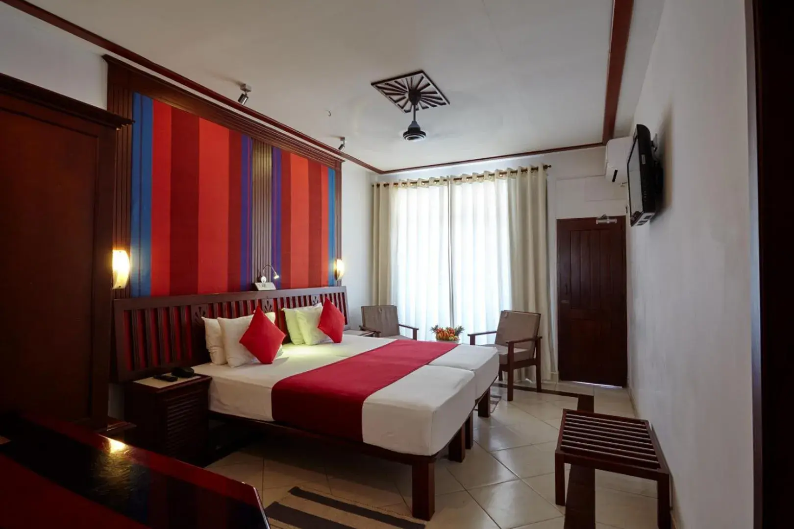 Bedroom, Bed in Coral Sands Hotel Bedroom, Bed in Coral Sands Hotel