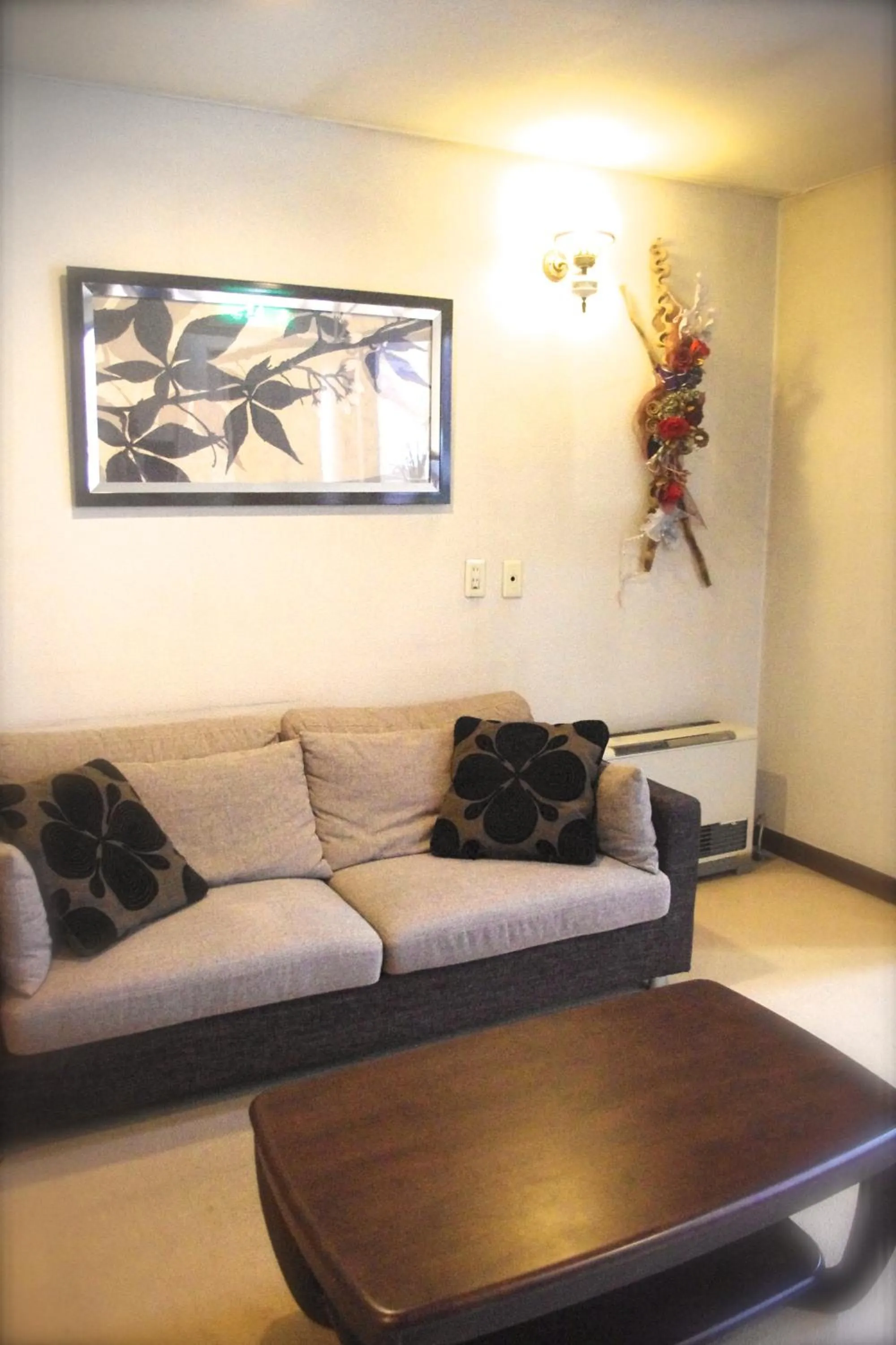 Communal lounge/ TV room in Gasthof Schi Heil