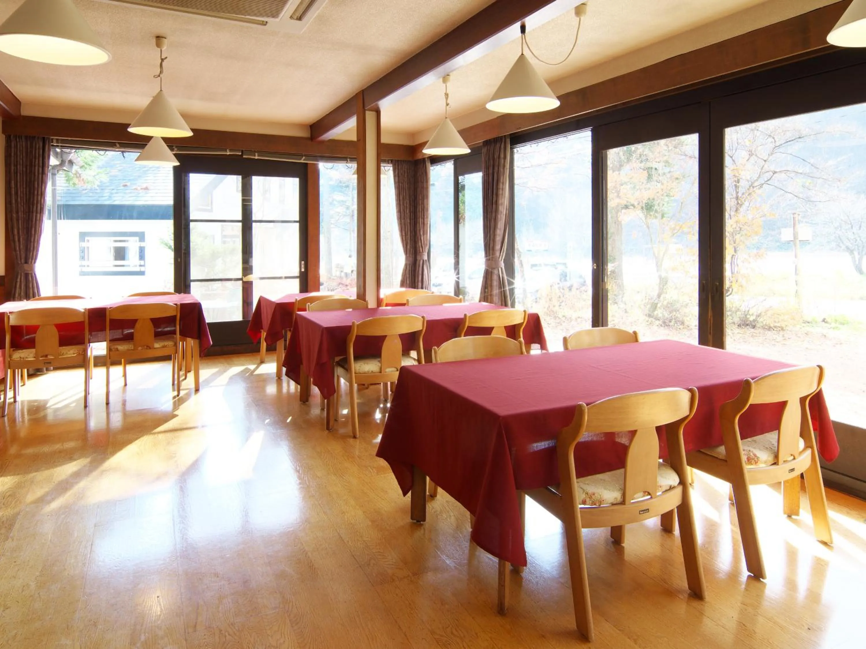 Dining area in Hakuba Goryu Pension Kurumi