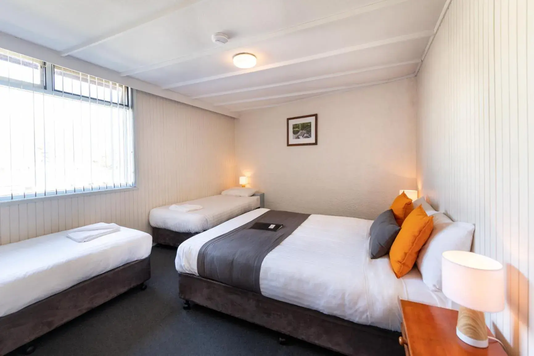 Photo of the whole room, Bed in Silver Hills Motel Photo of the whole room, Bed in Silver Hills Motel