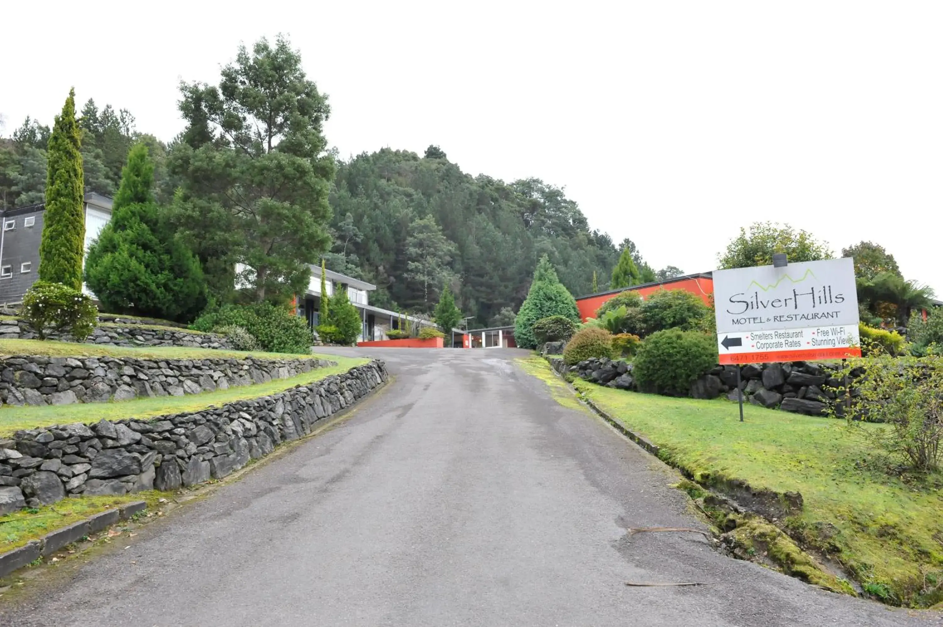 Facade/entrance in Silver Hills Motel Facade/entrance in Silver Hills Motel