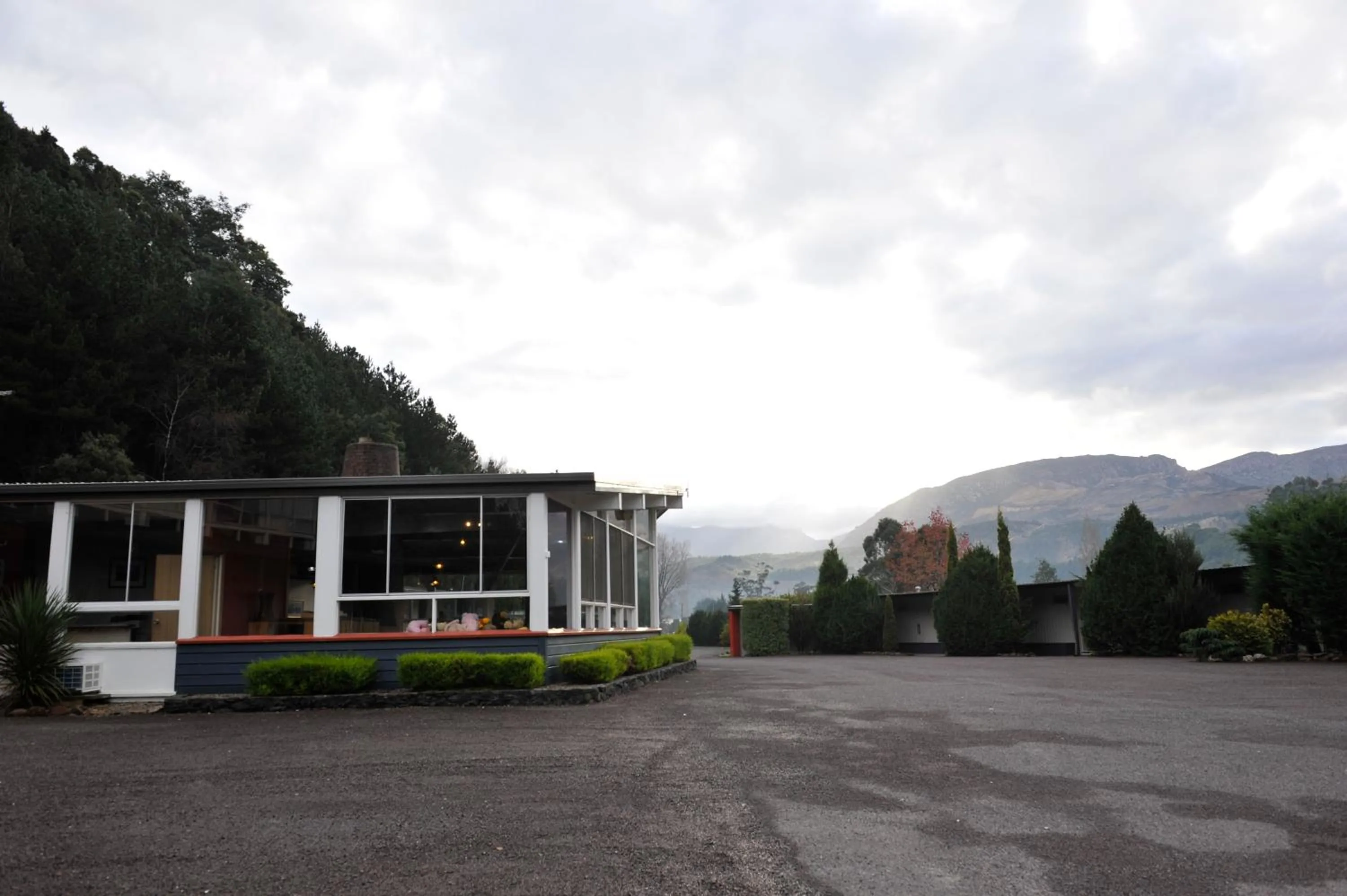 Property building in Silver Hills Motel