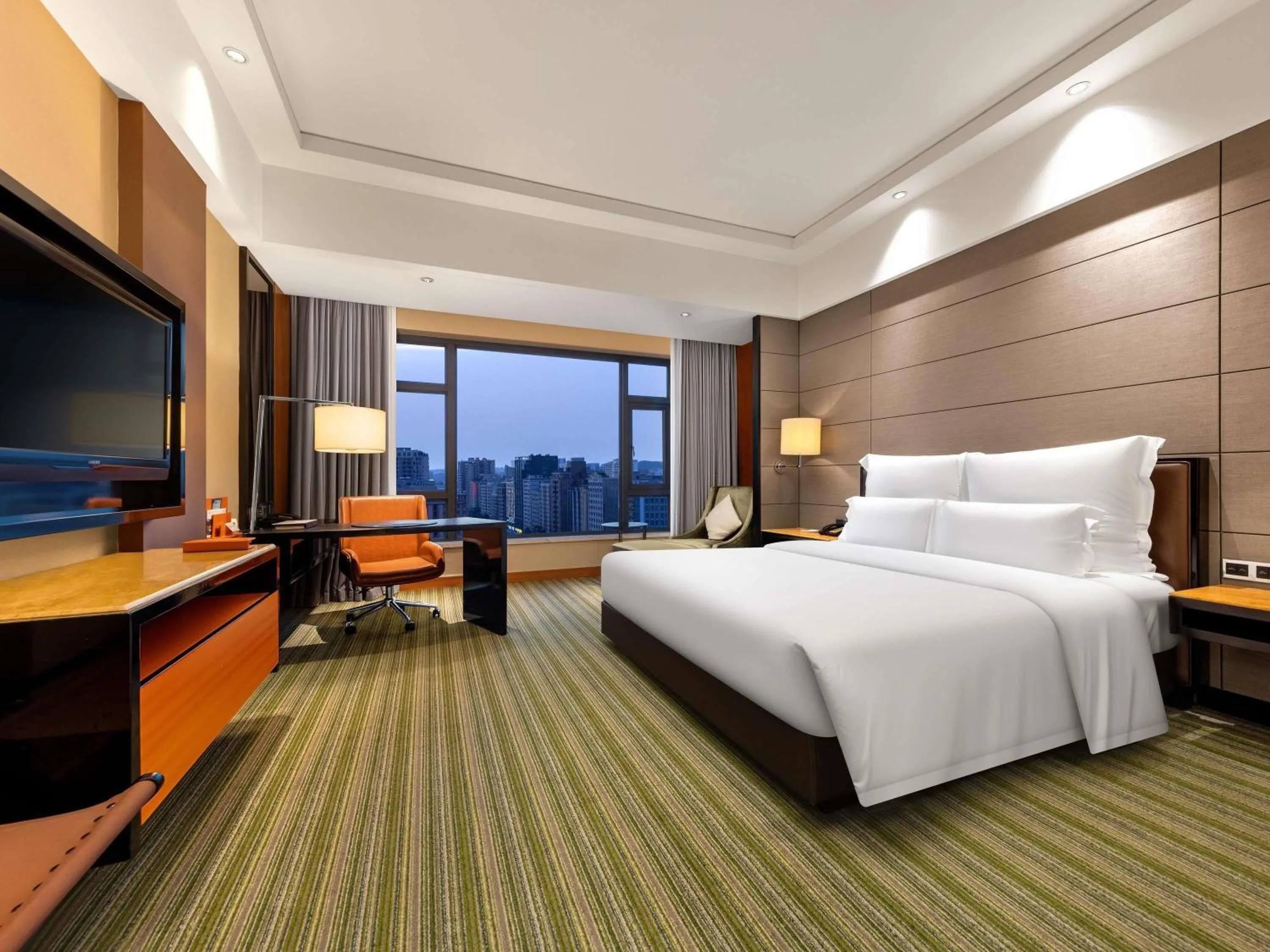 Bedroom, Bed in Pullman Dongguan Changan