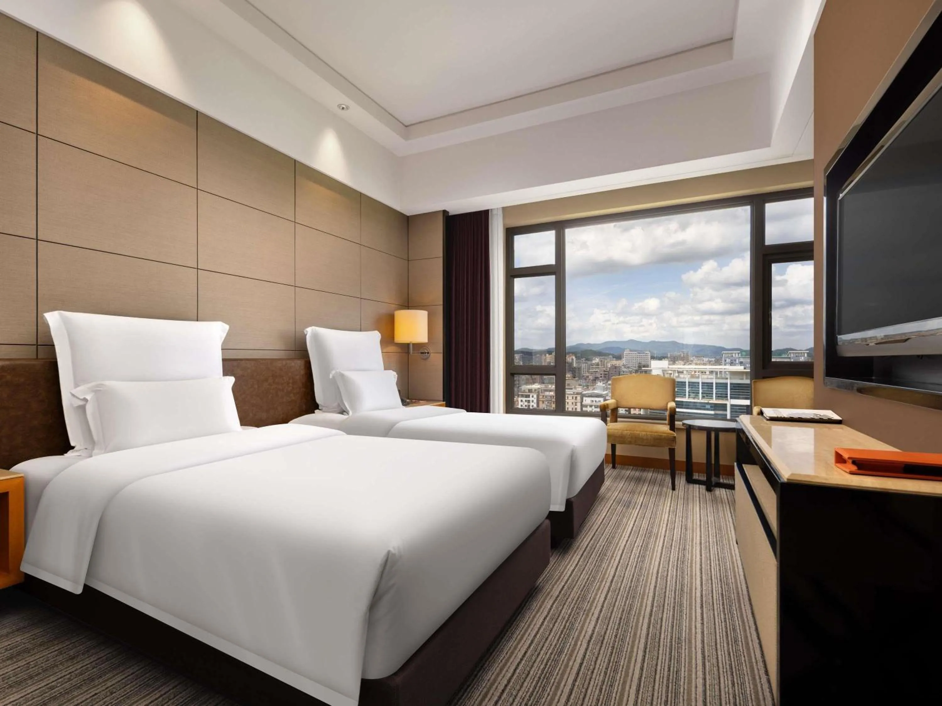 Bedroom, Bed in Pullman Dongguan Changan