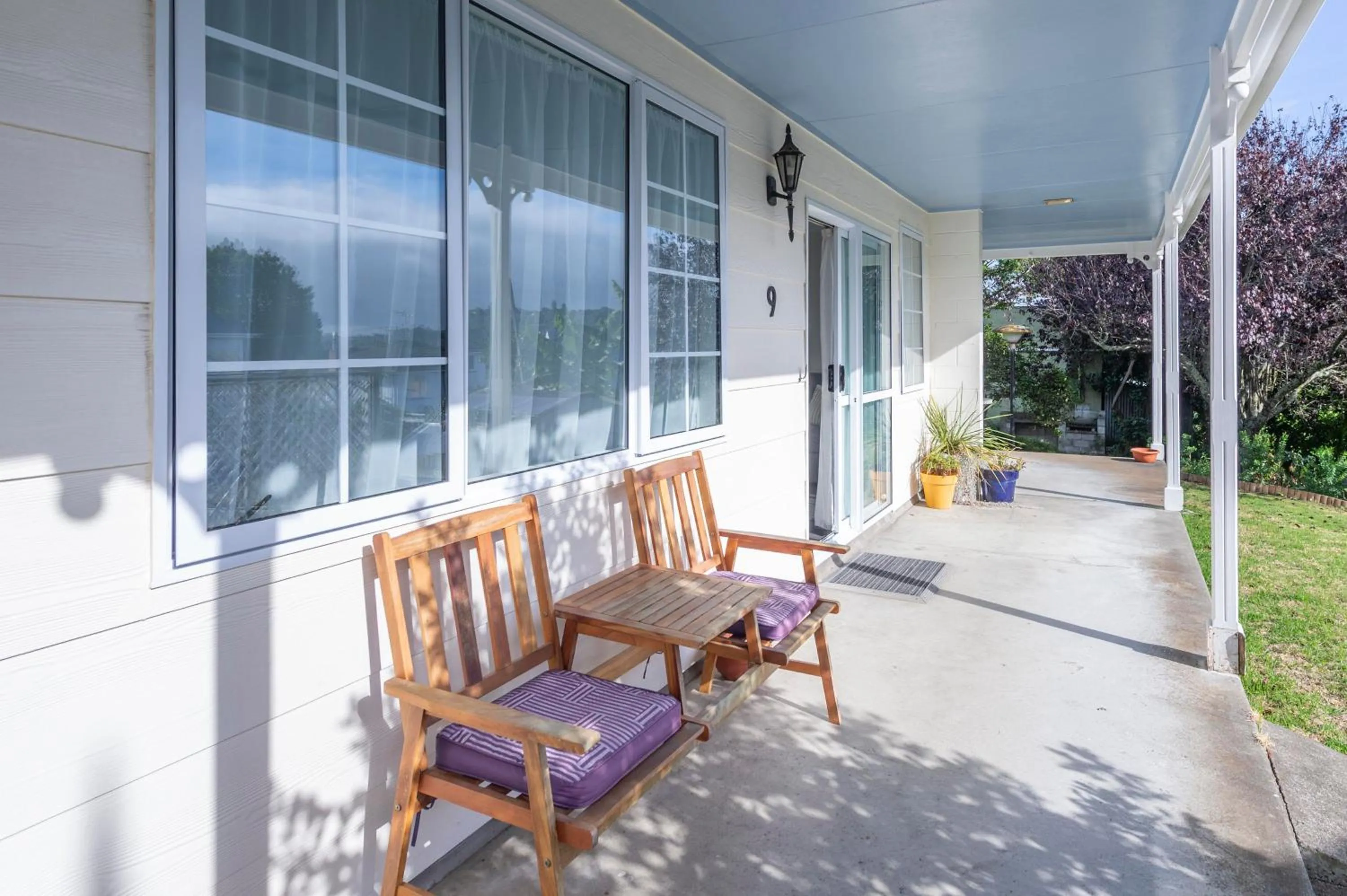 Patio in Kings Court Motel