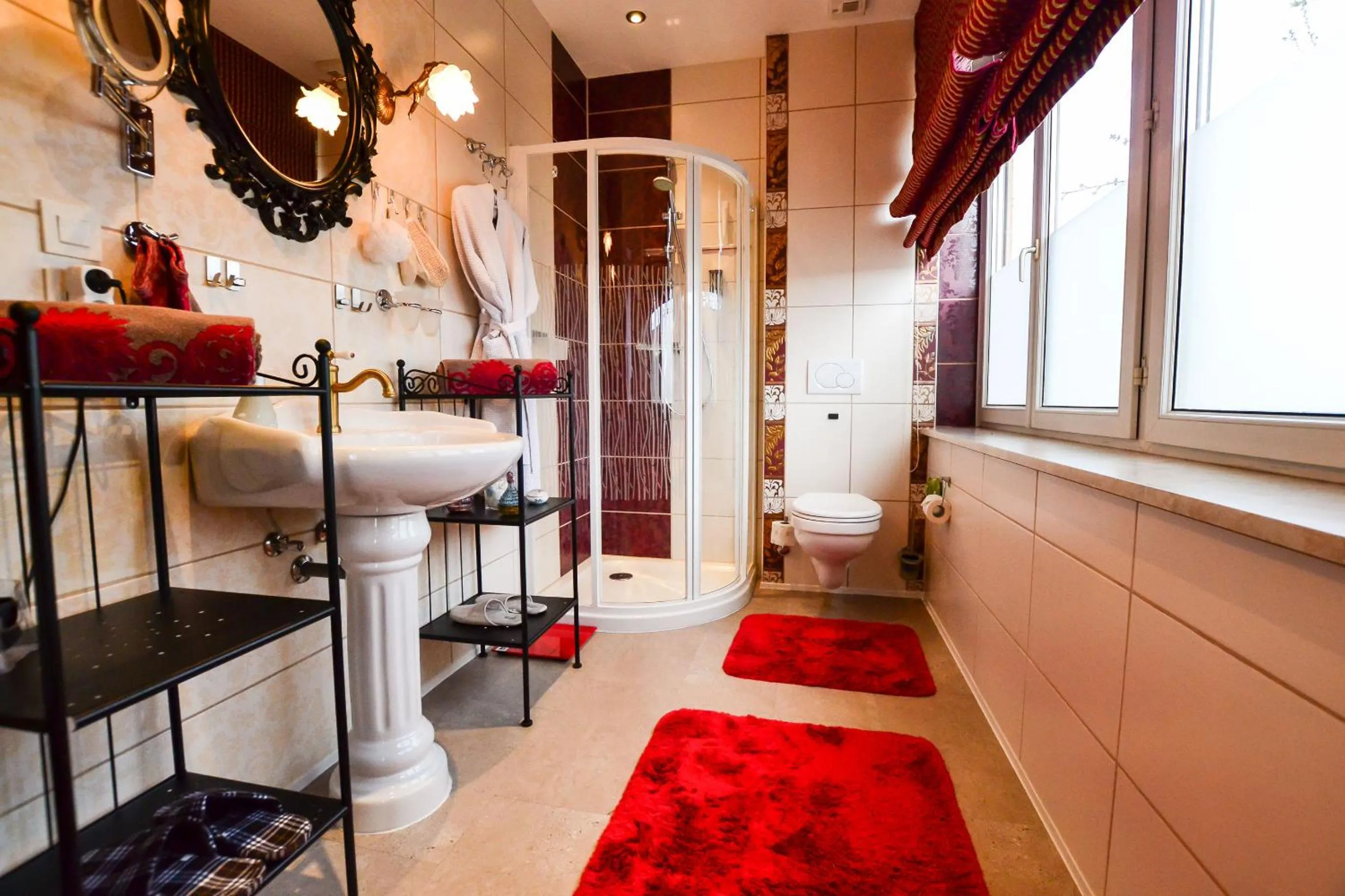 Shower in B&B "Villa Fink"