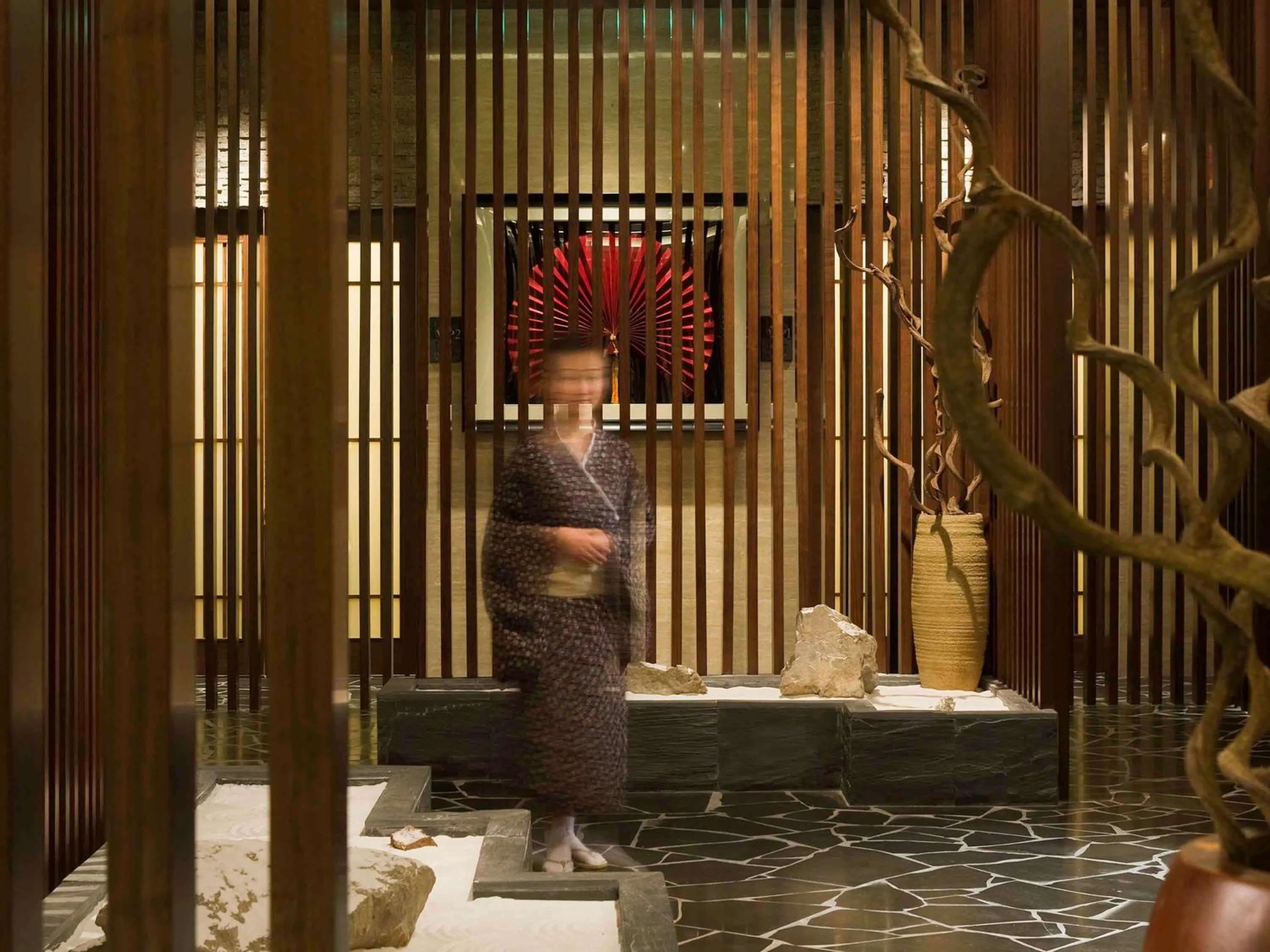 Restaurant/places to eat in Sofitel Wanda Ningbo