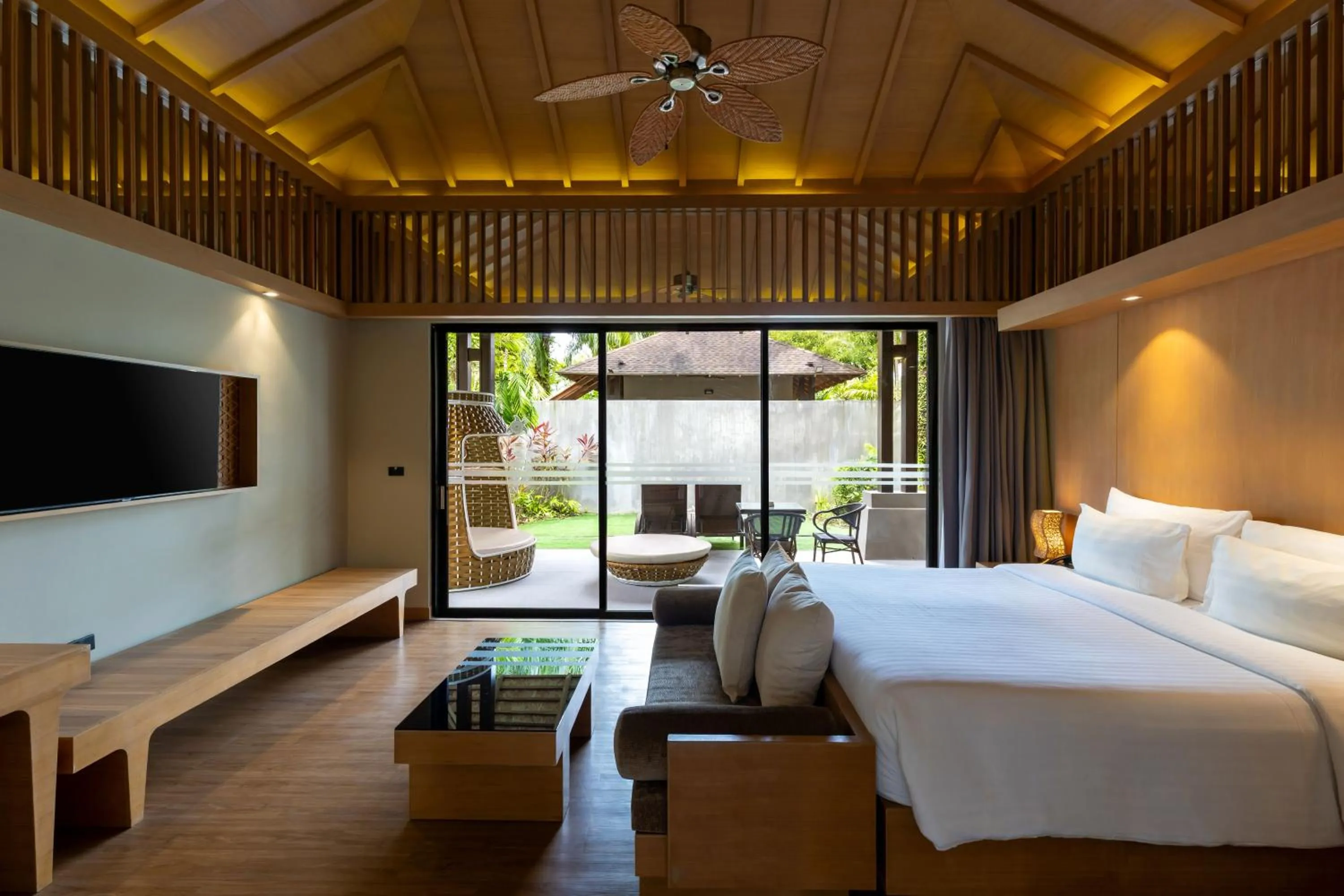 Photo of the whole room, Bed in ananea Beyond Khaolak