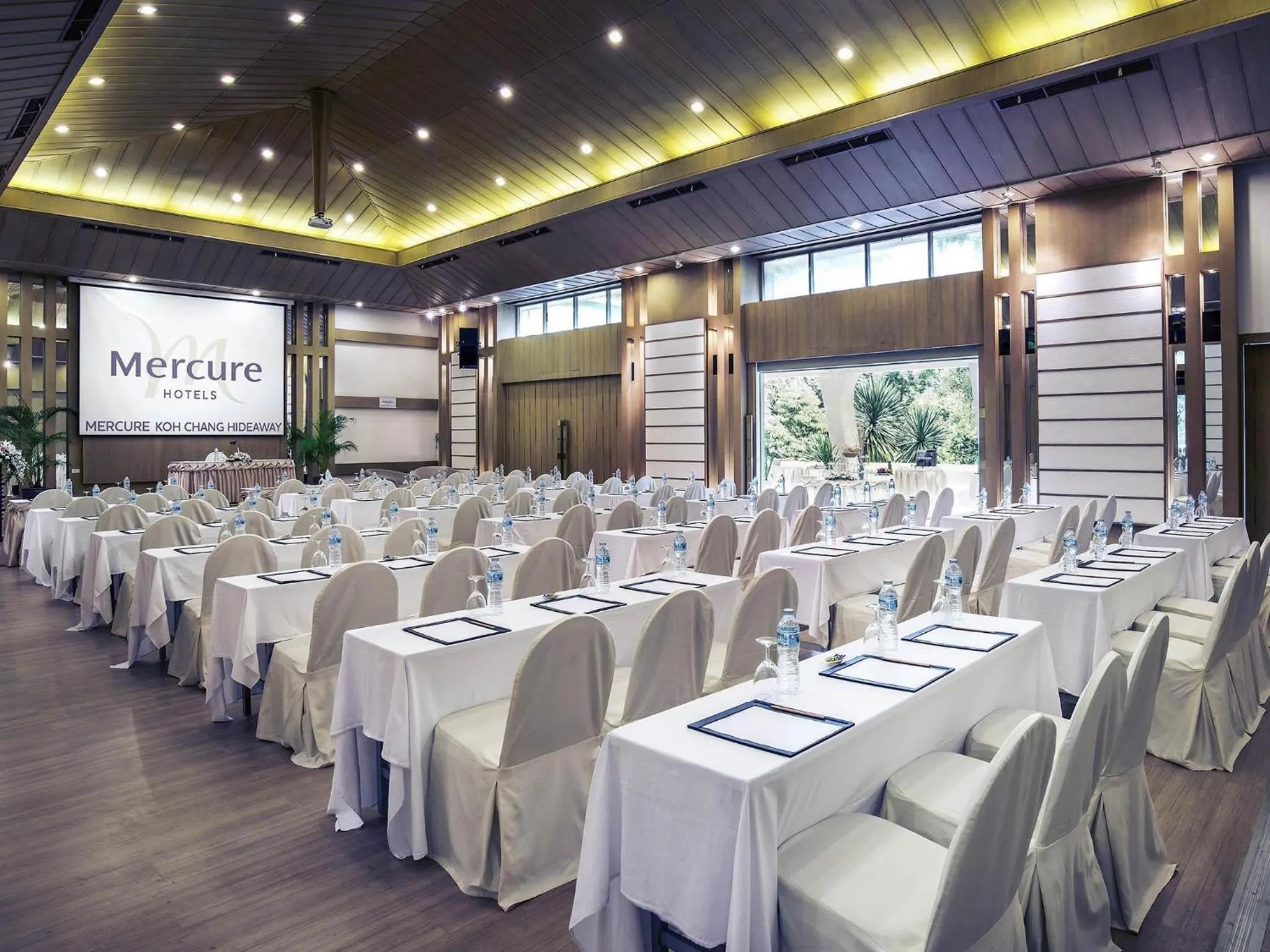 Meeting/conference room in Mercure Koh Chang Hideaway