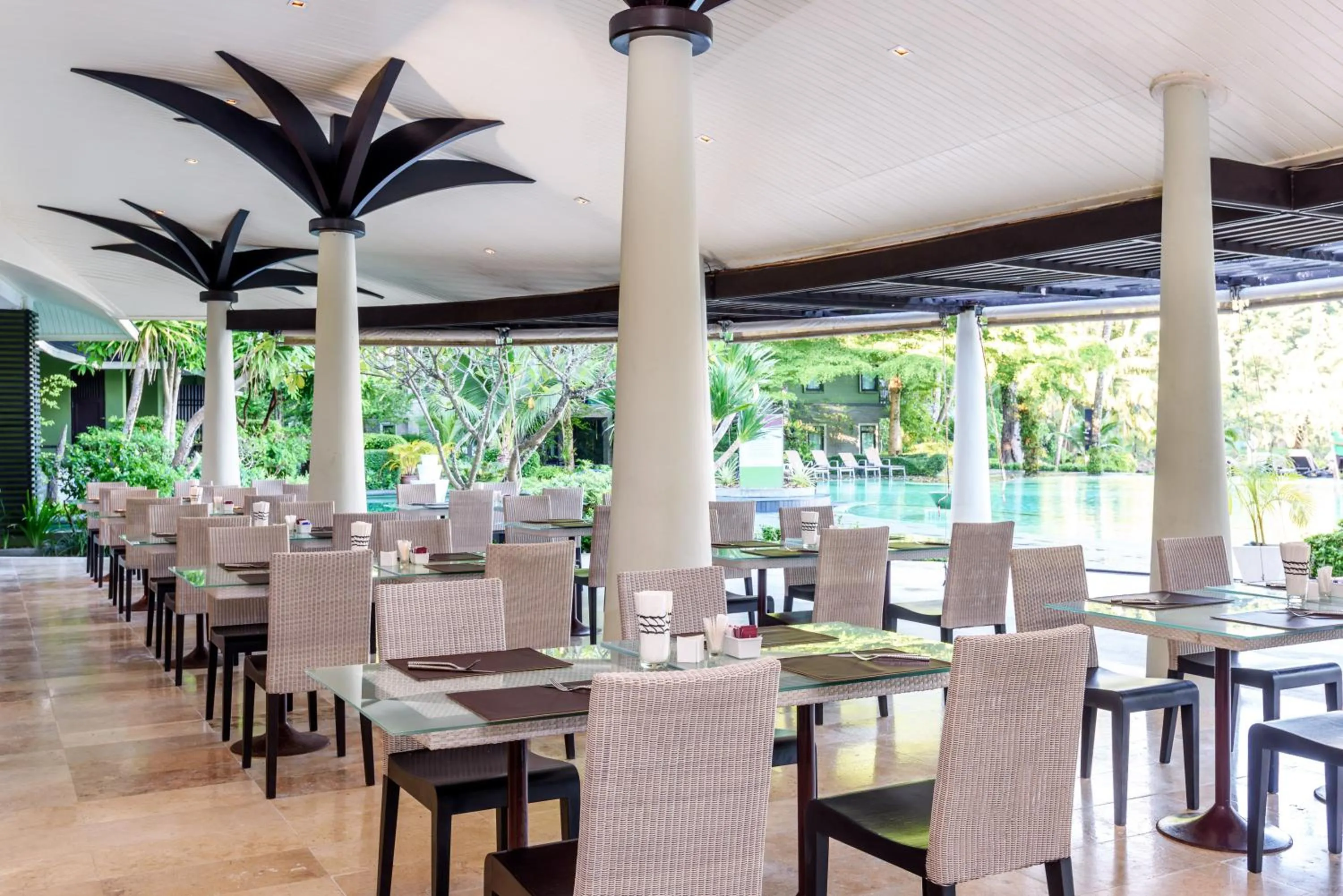 Restaurant/places to eat in Mercure Koh Chang Hideaway