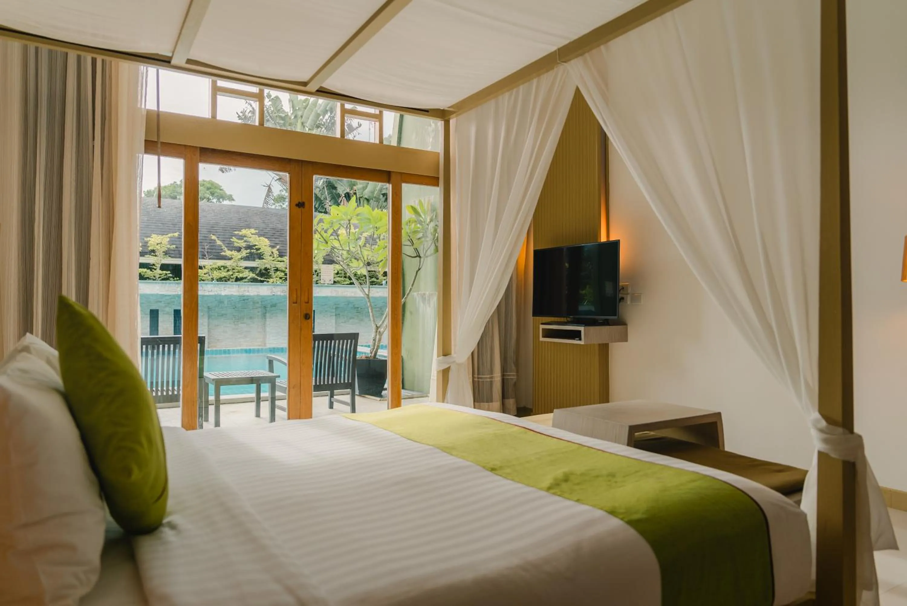 Balcony/Terrace, Bed in Mercure Koh Chang Hideaway