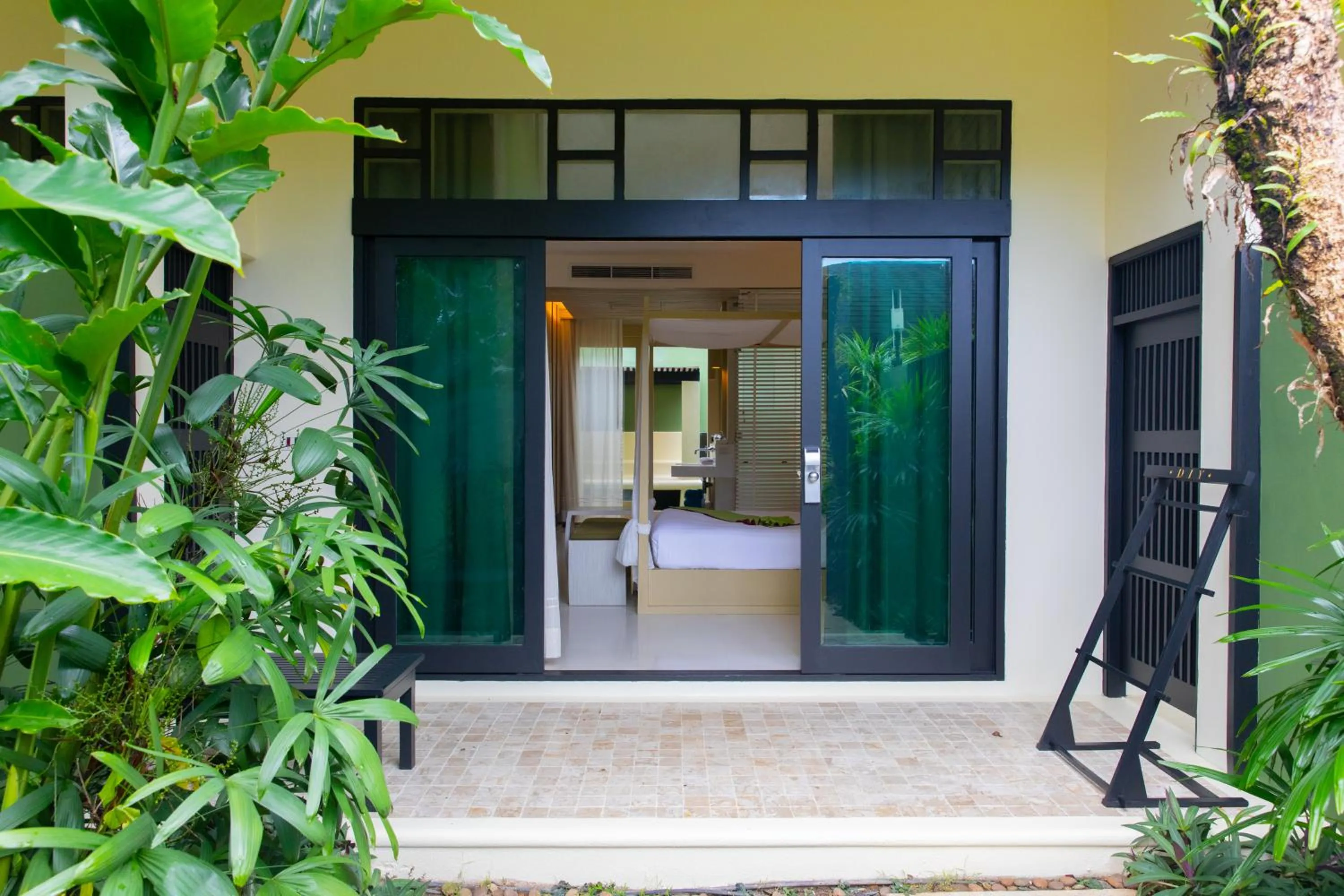 Facade/entrance in Mercure Koh Chang Hideaway
