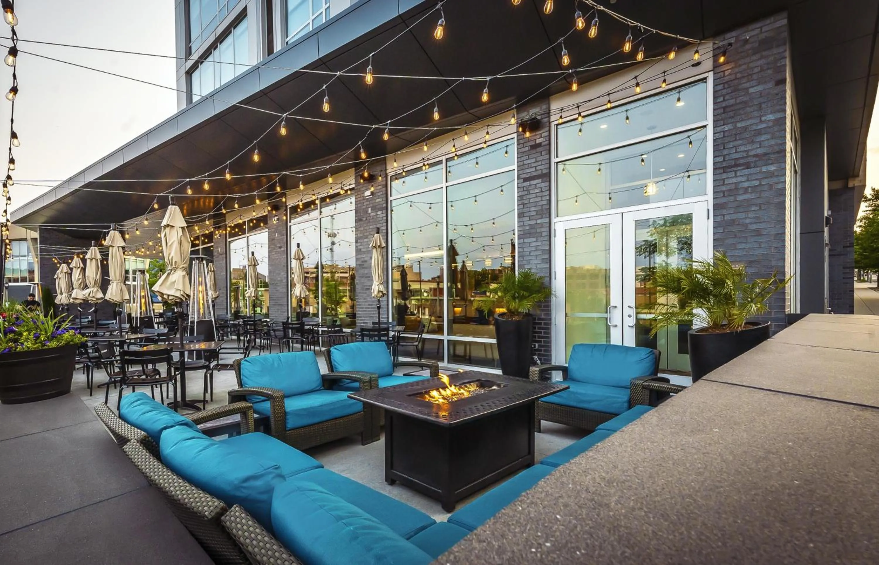 Patio in Hyatt Place Milwaukee Downtown