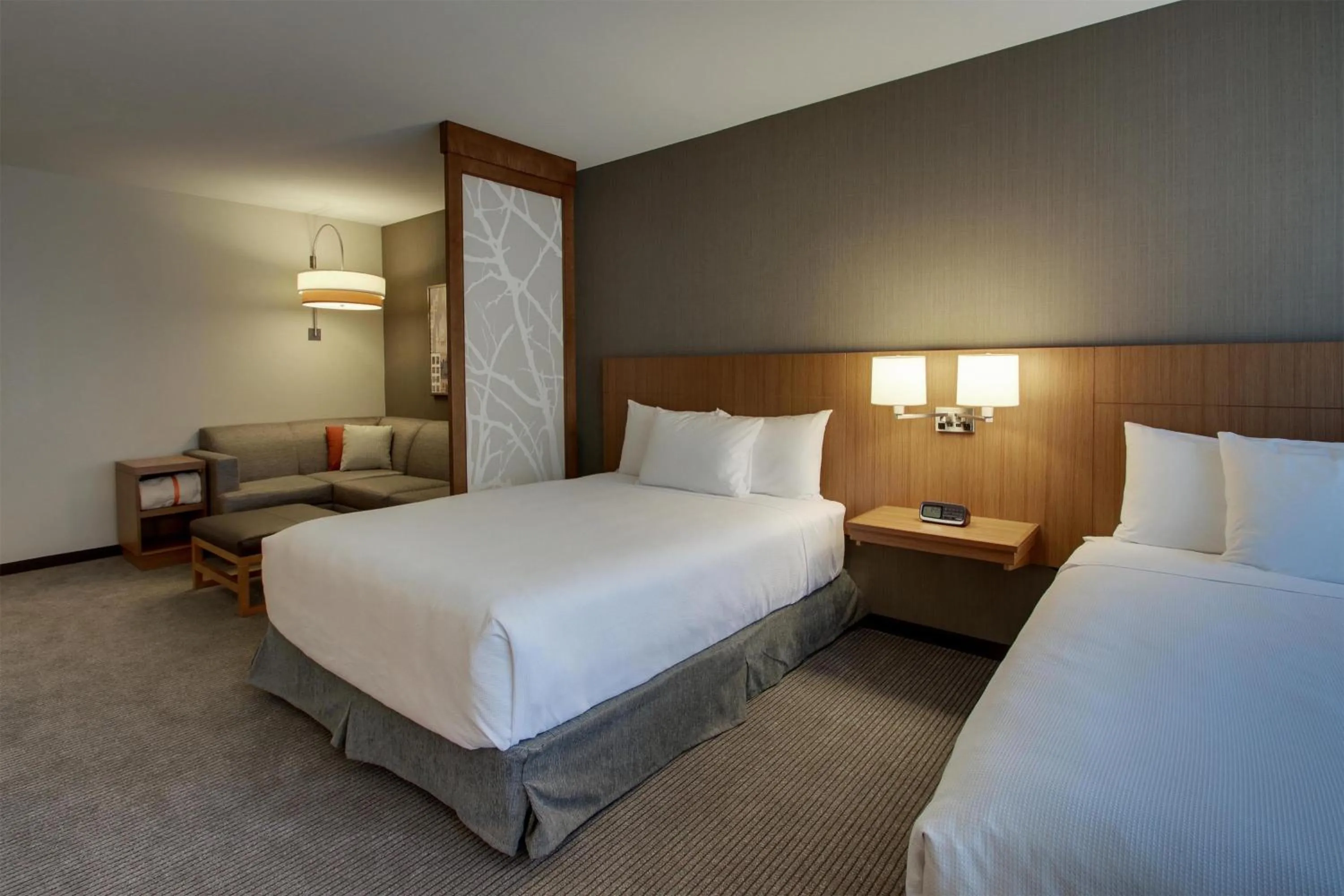 Bedroom, Bed in Hyatt Place Milwaukee Downtown