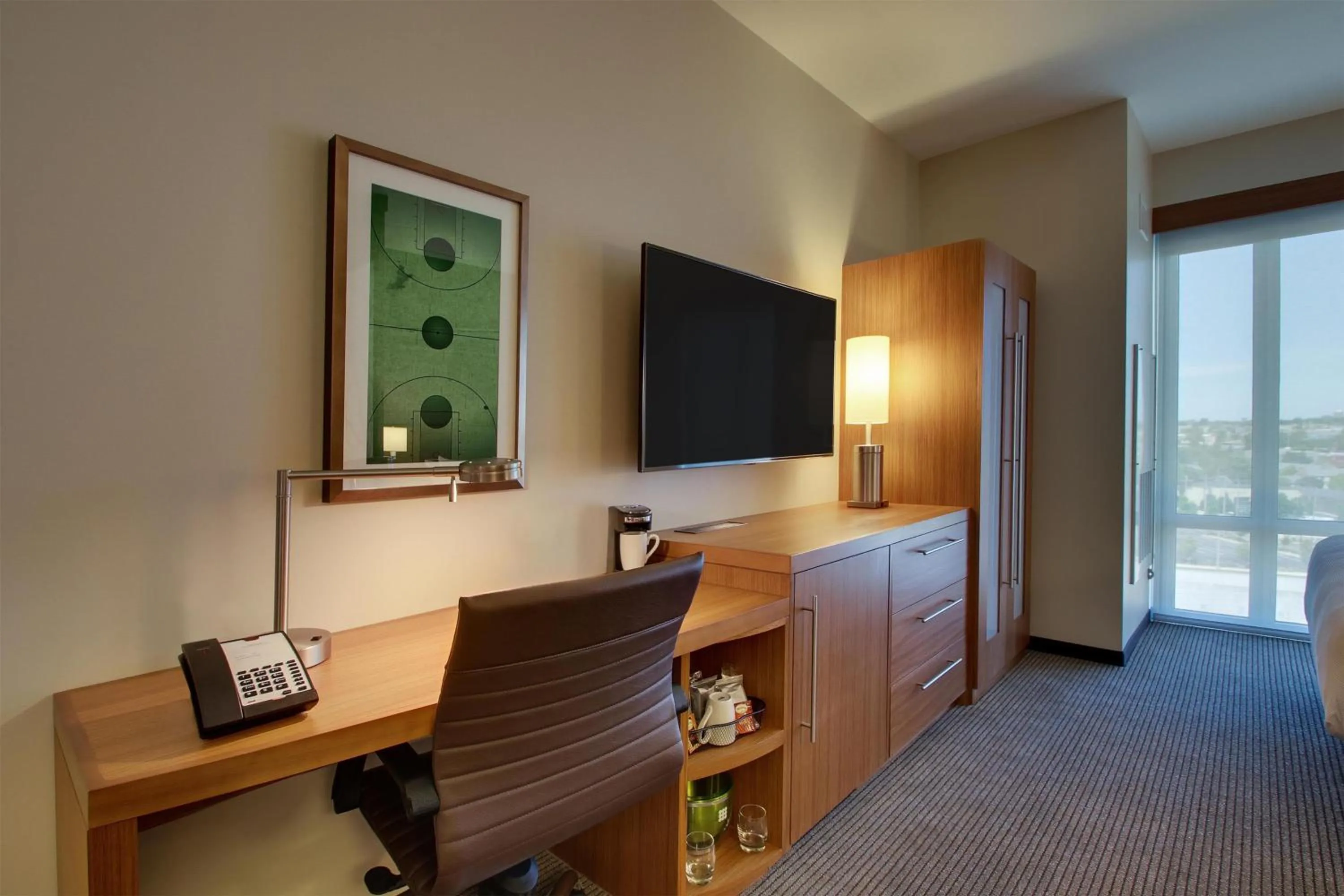 Bedroom in Hyatt Place Milwaukee Downtown